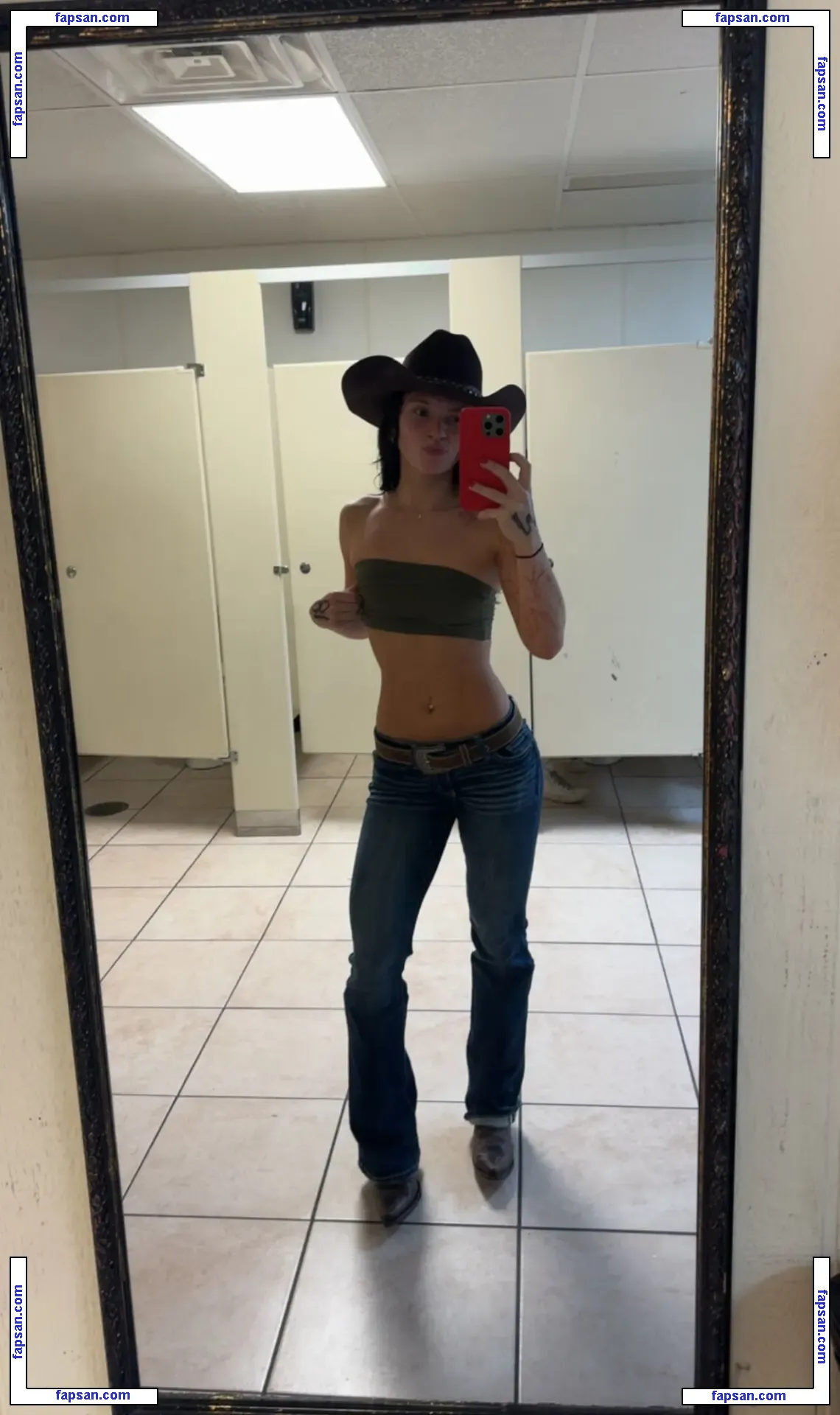 Sophilicous nude photo #0004 from OnlyFans