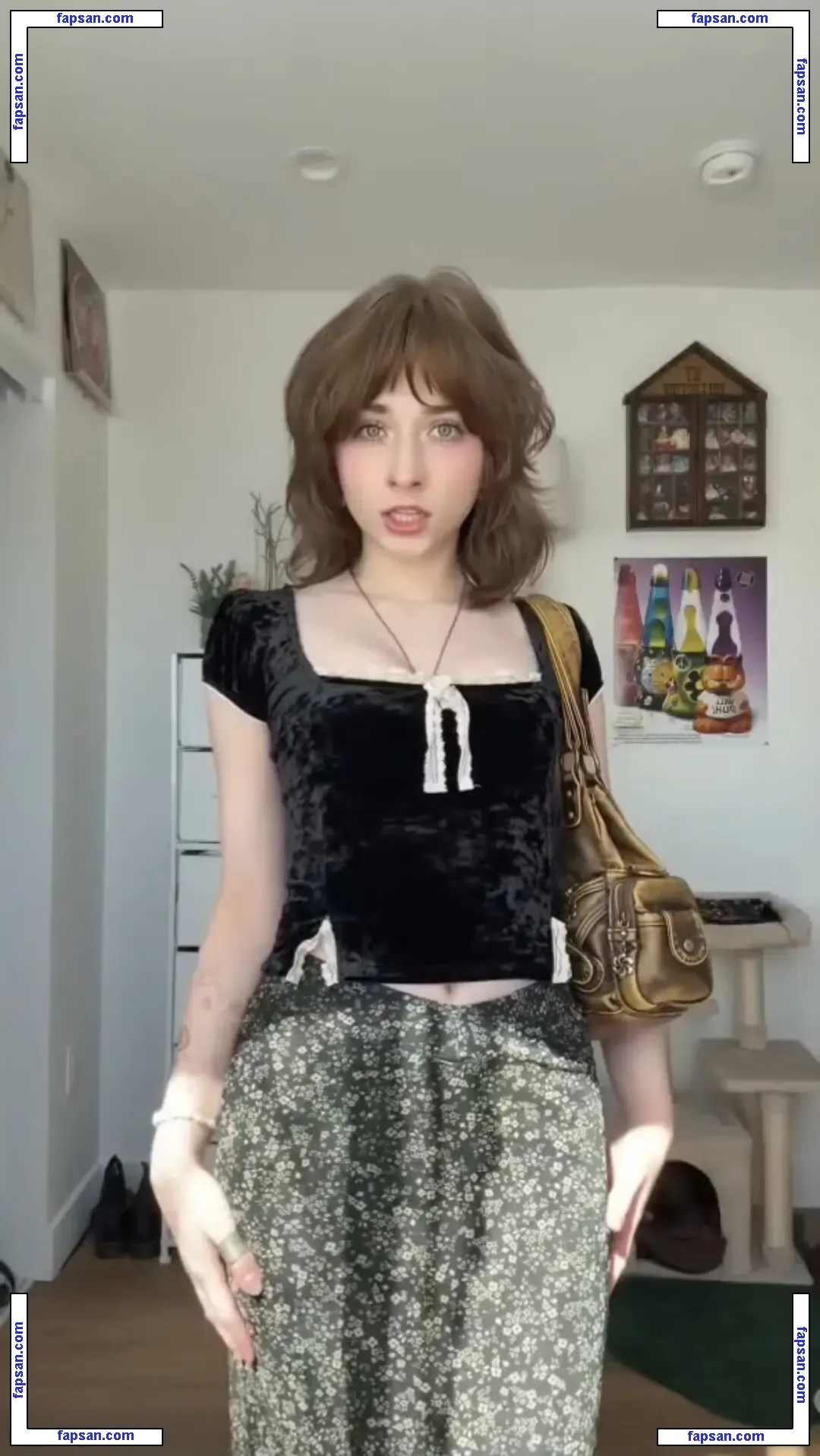 soupytime nude photo #0059 from OnlyFans