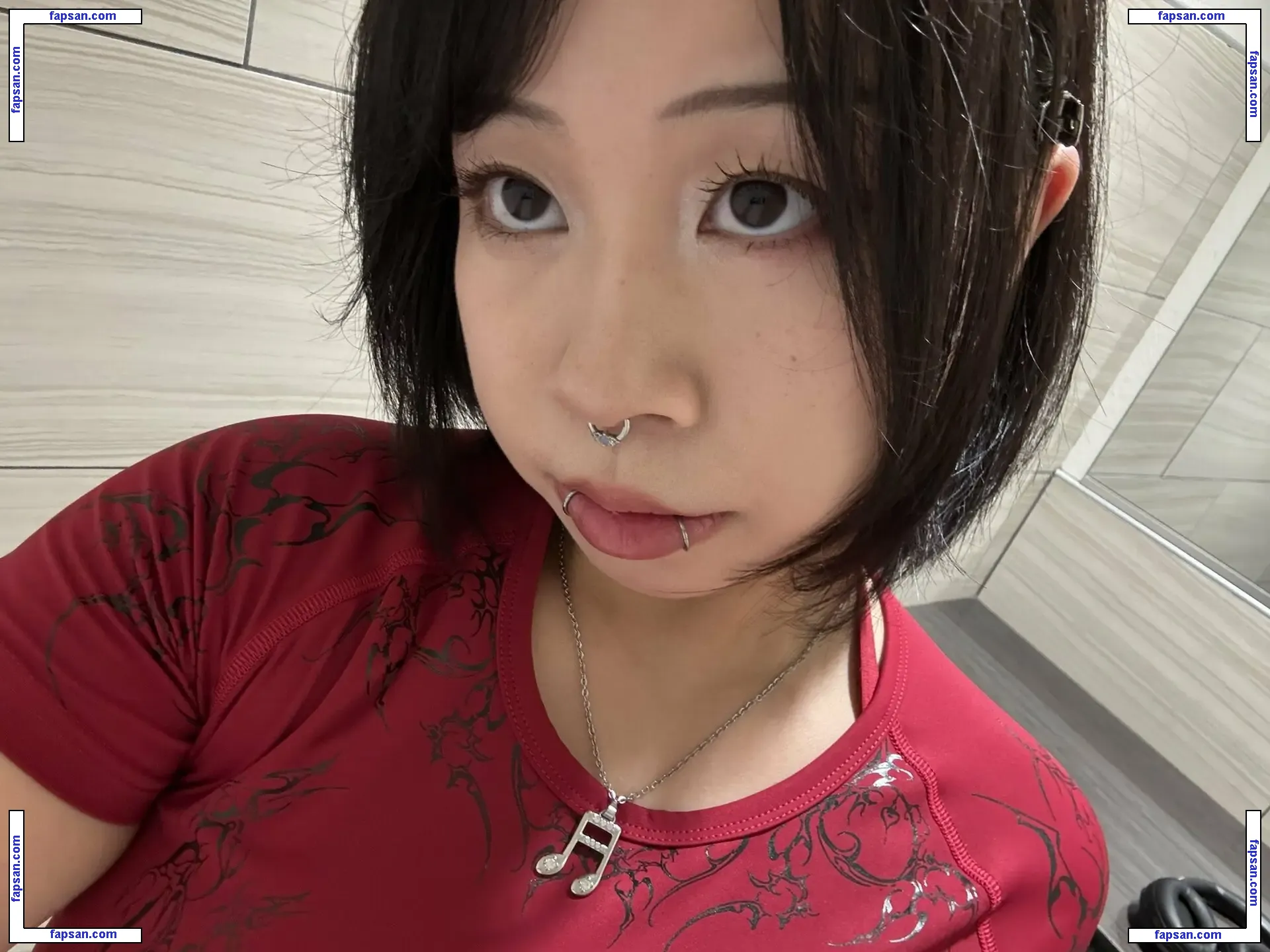 Soyamelon голая фото #0003 с Онлифанс