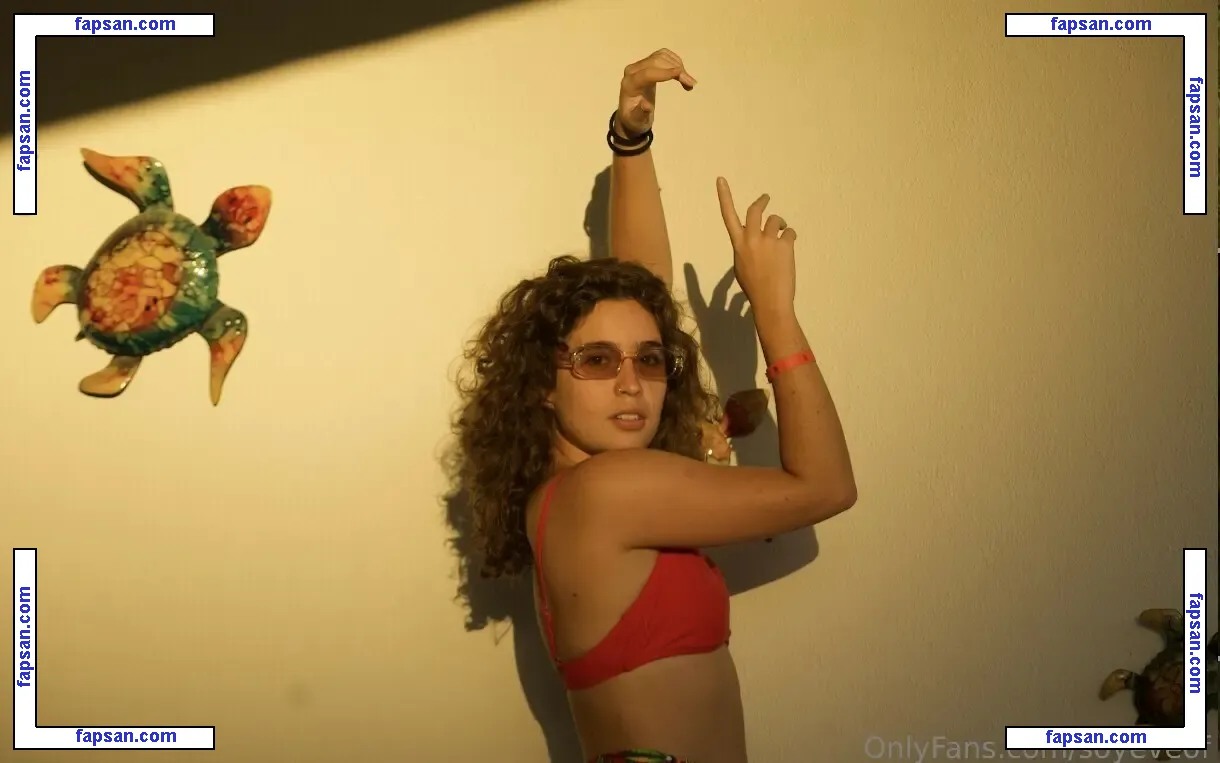 soyeveof голая фото #0002 с Онлифанс