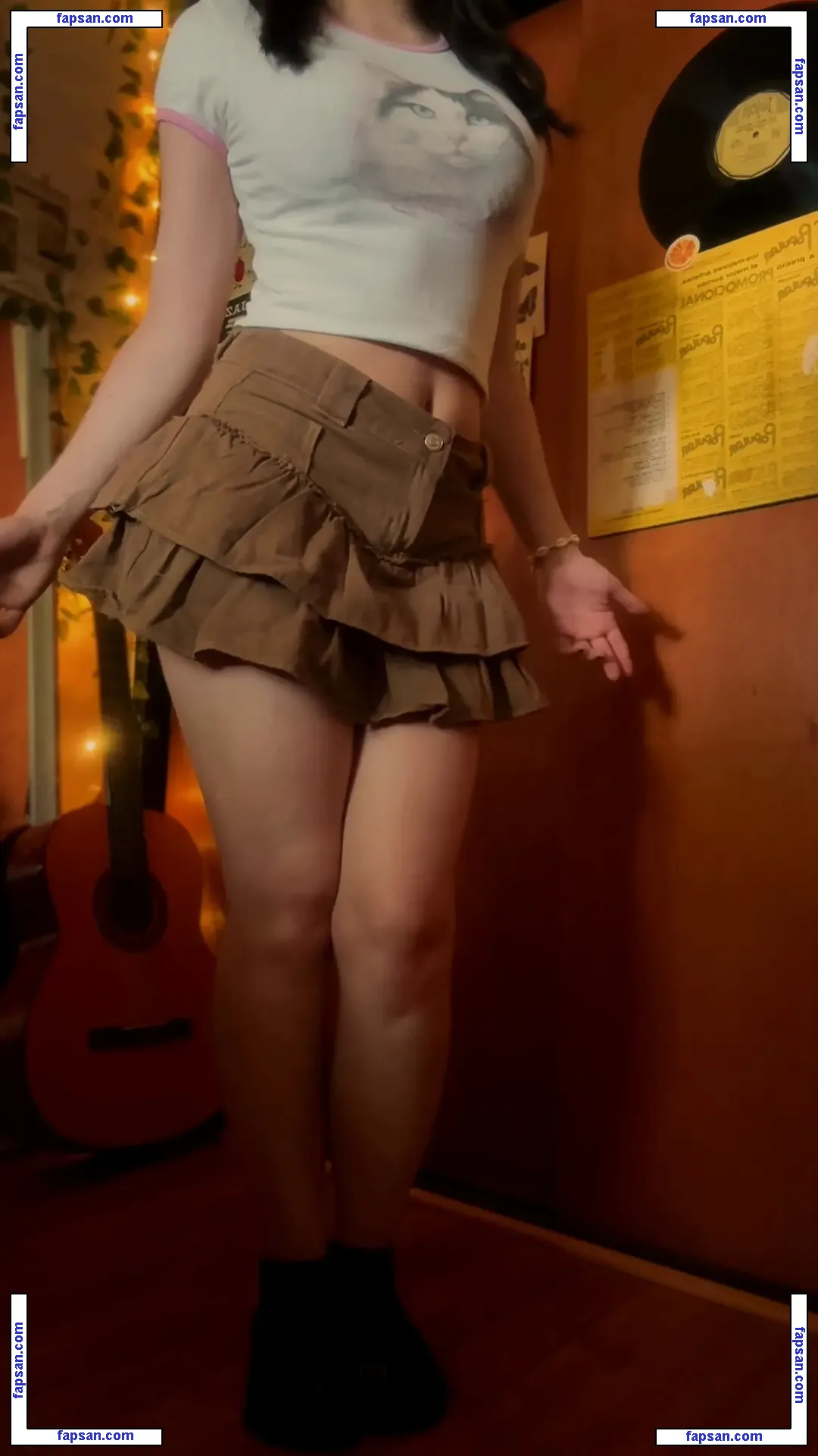 Soymelow голая фото #0009 с Онлифанс