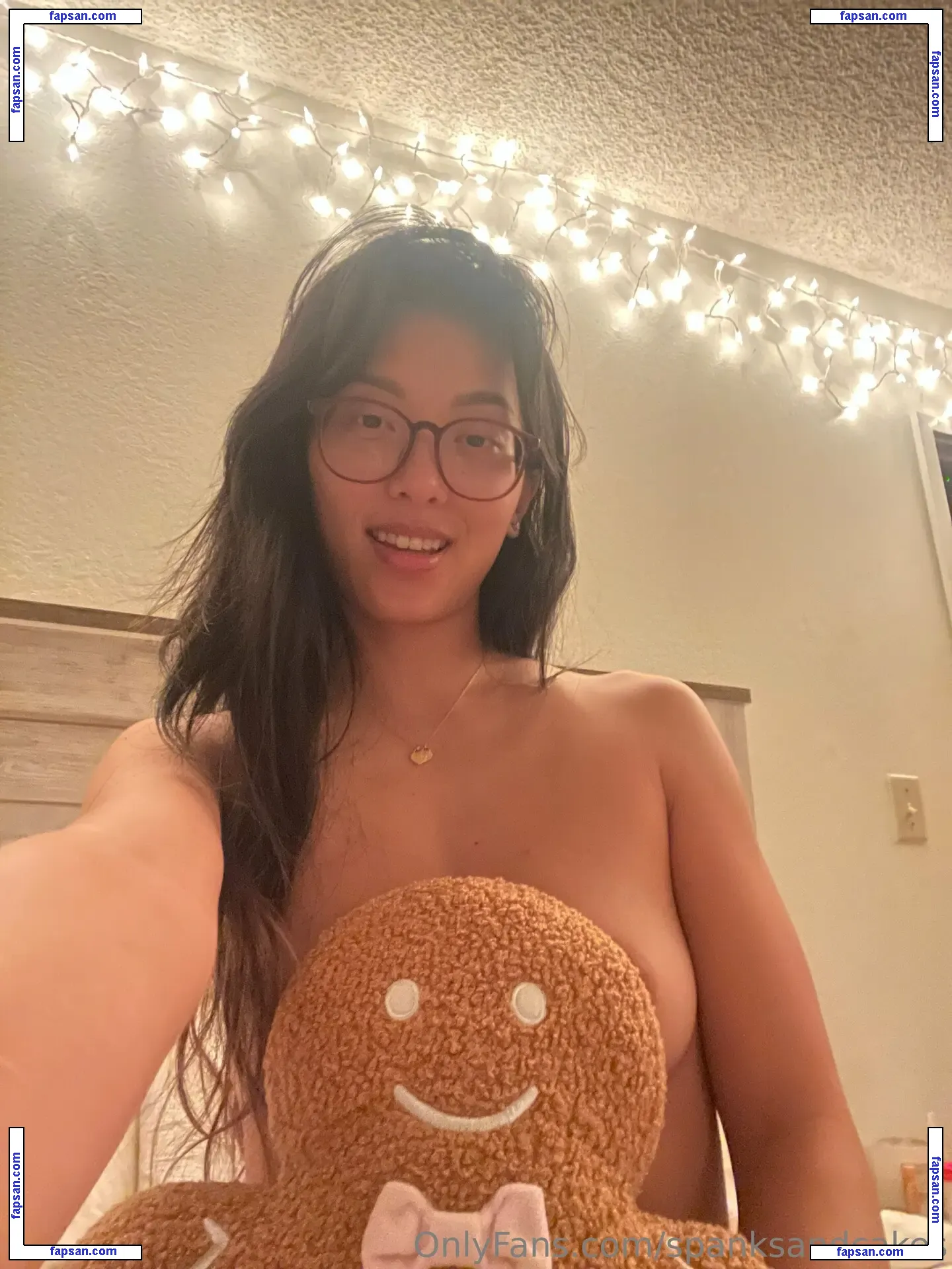 spanksandcakes nude photo #0006 from OnlyFans
