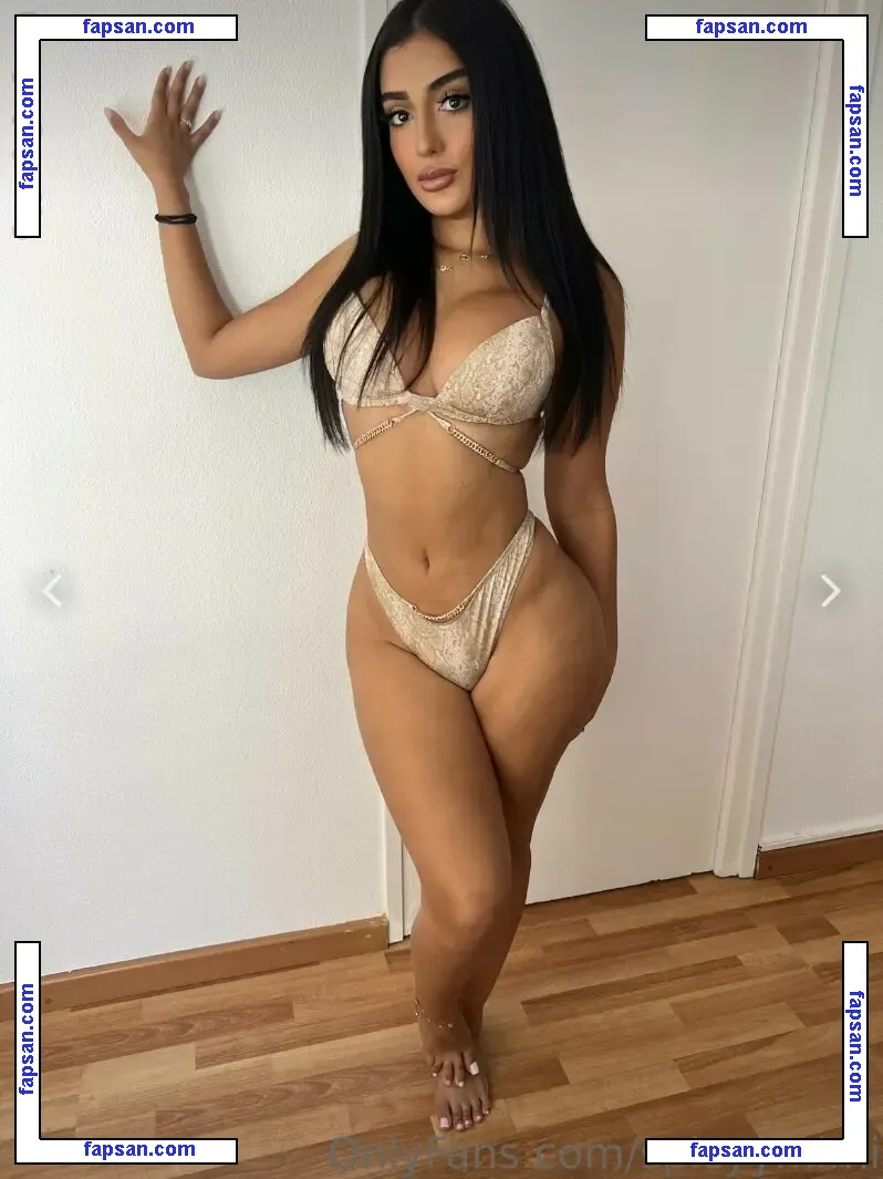 Spicy Mimi nude photo #0008 from OnlyFans