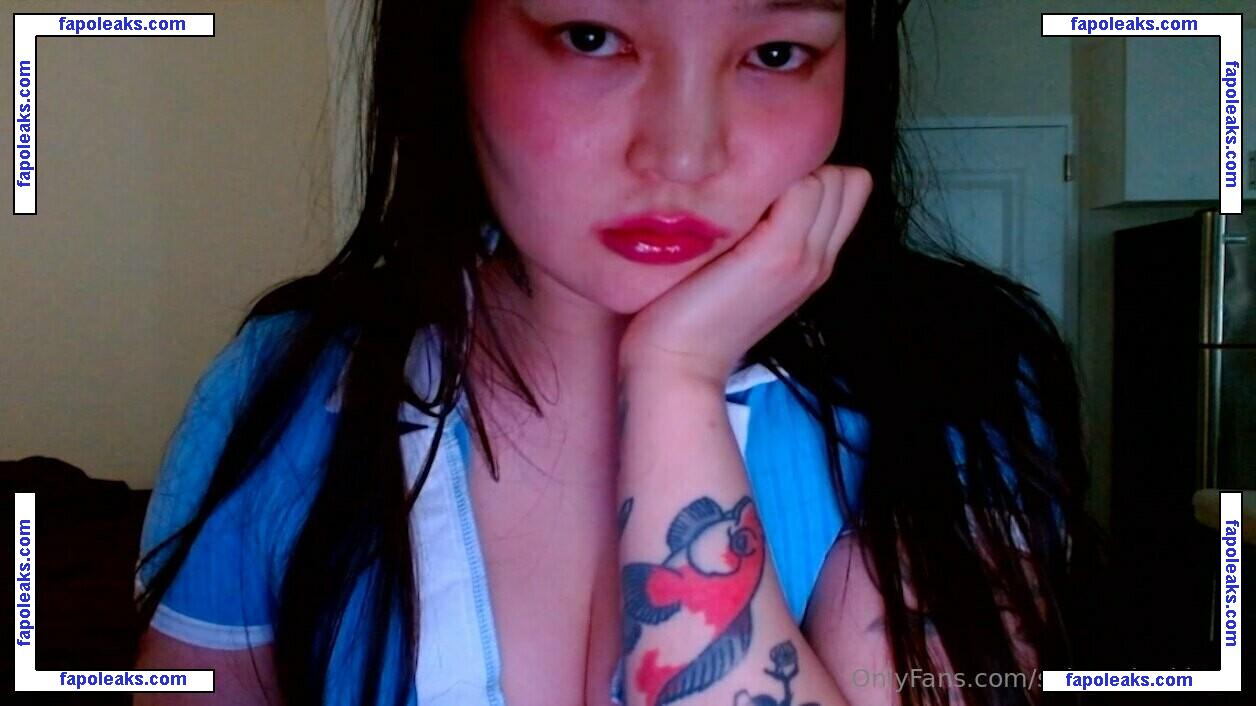 spicyasiankitty2 / spicyasiankittyxo nude photo #0031 from OnlyFans