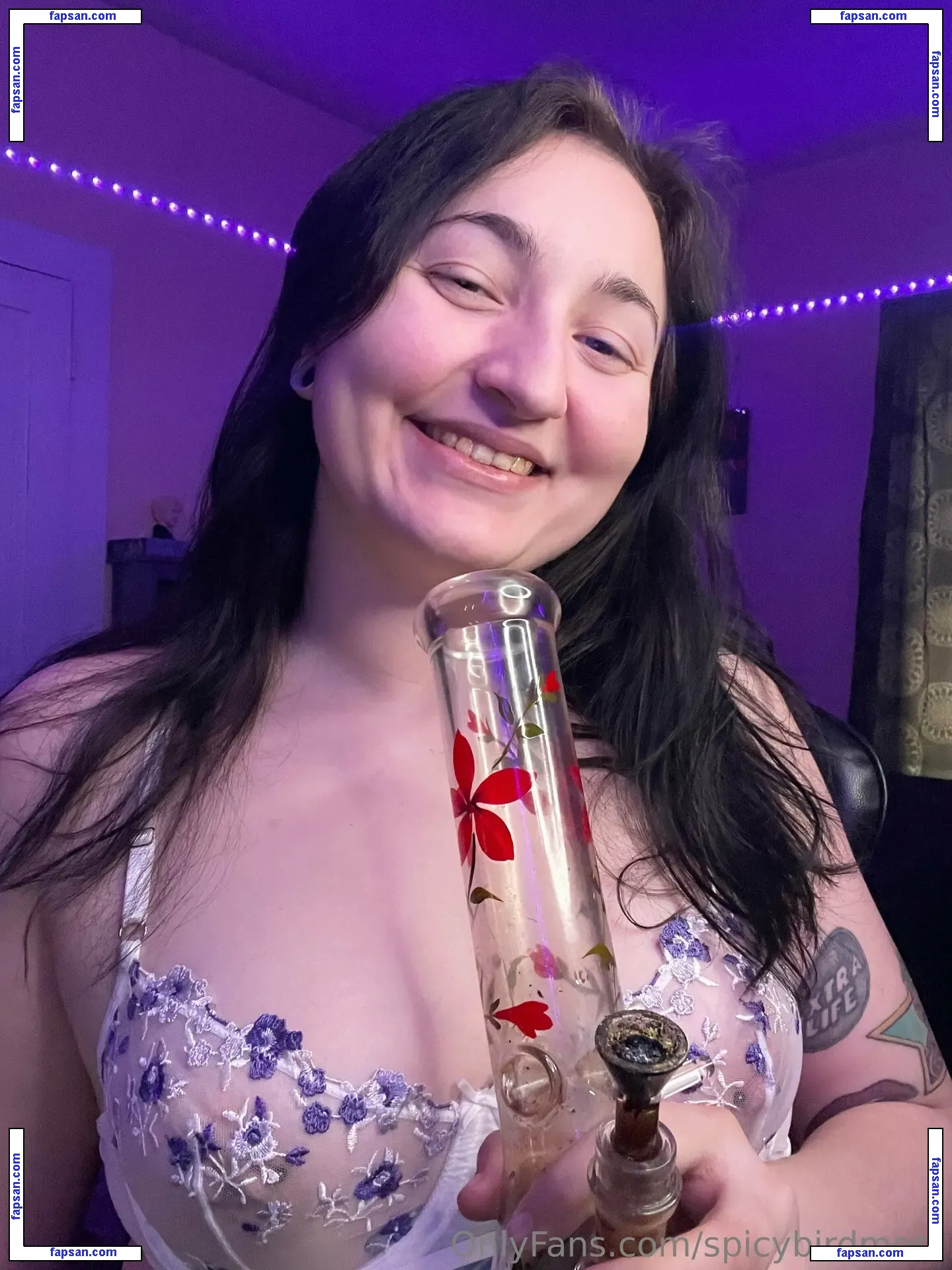spicybirdmom nude photo #0025 from OnlyFans