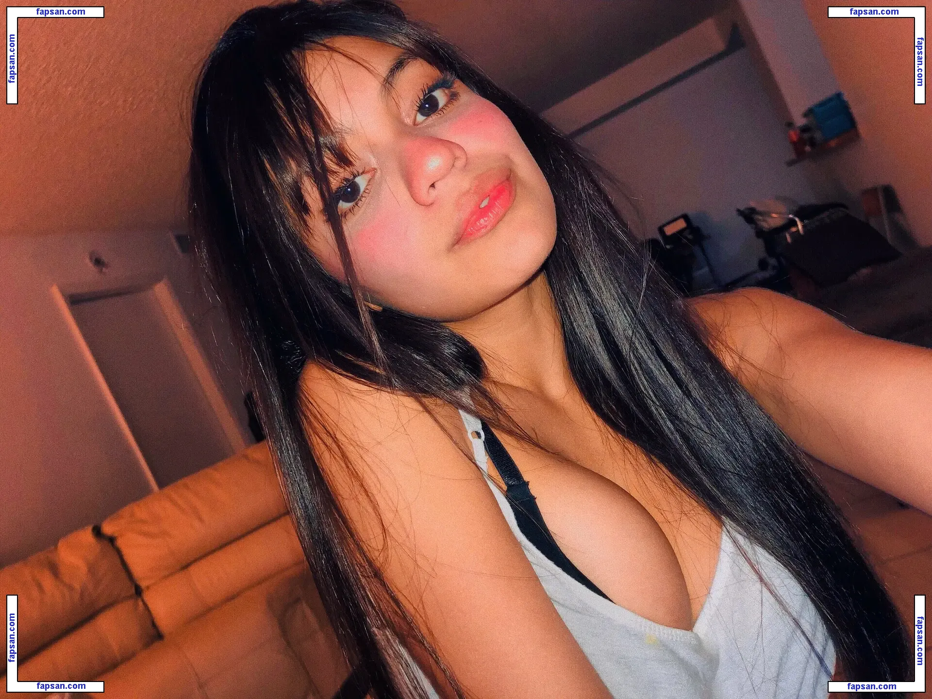 Spicymarii nude photo #0022 from OnlyFans