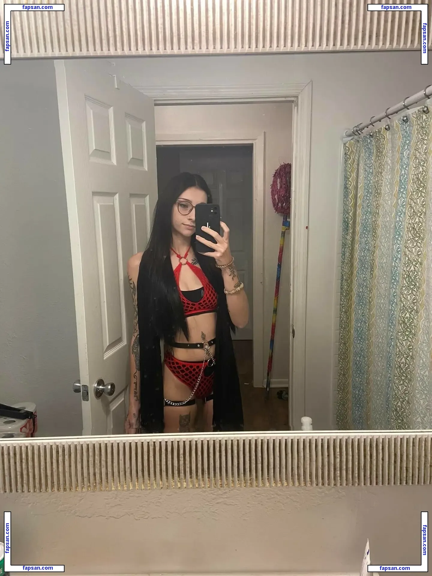 spiritualbatty nude photo #0002 from OnlyFans