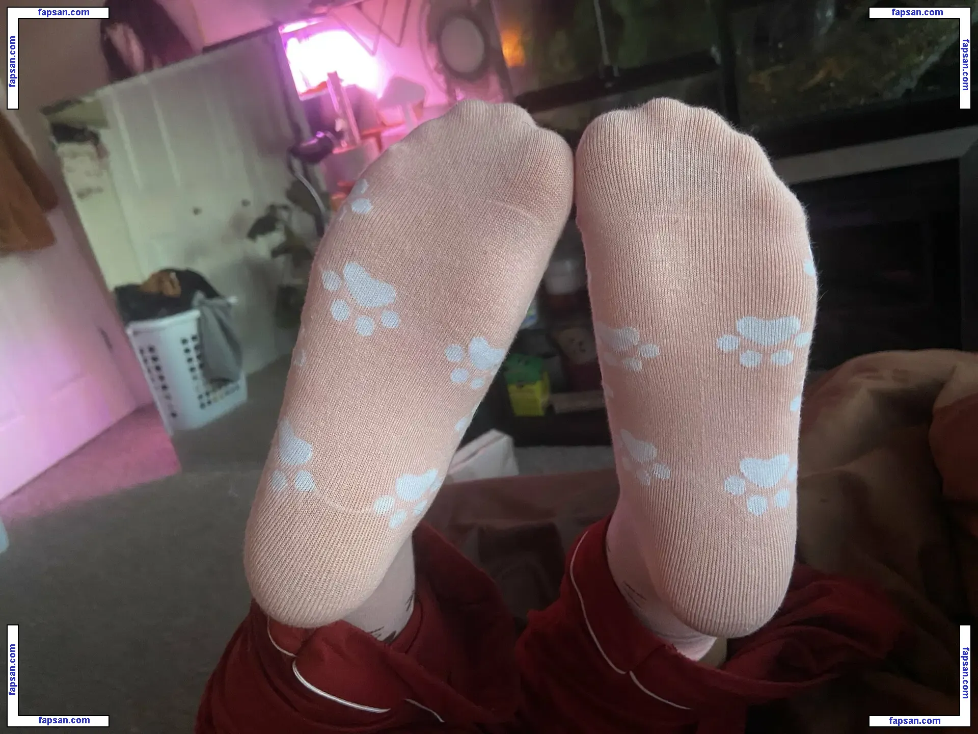 Spoiledjaguar nude photo #0007 from OnlyFans