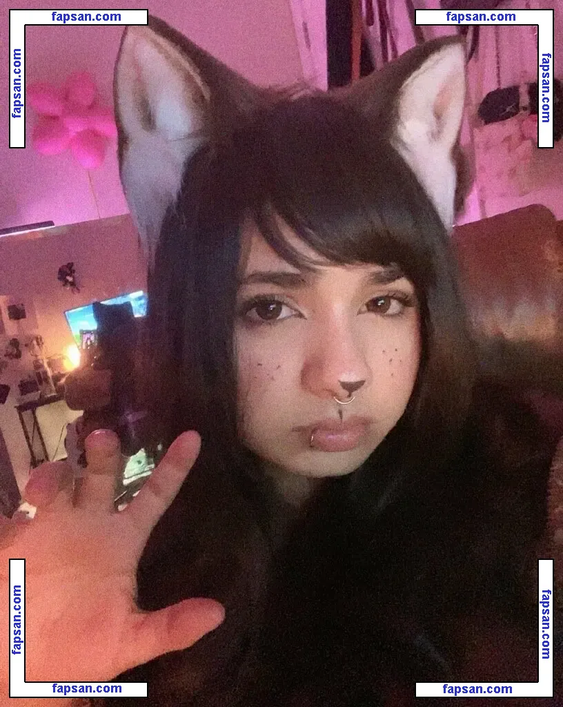 Spoiledjaguar nude photo #0012 from OnlyFans