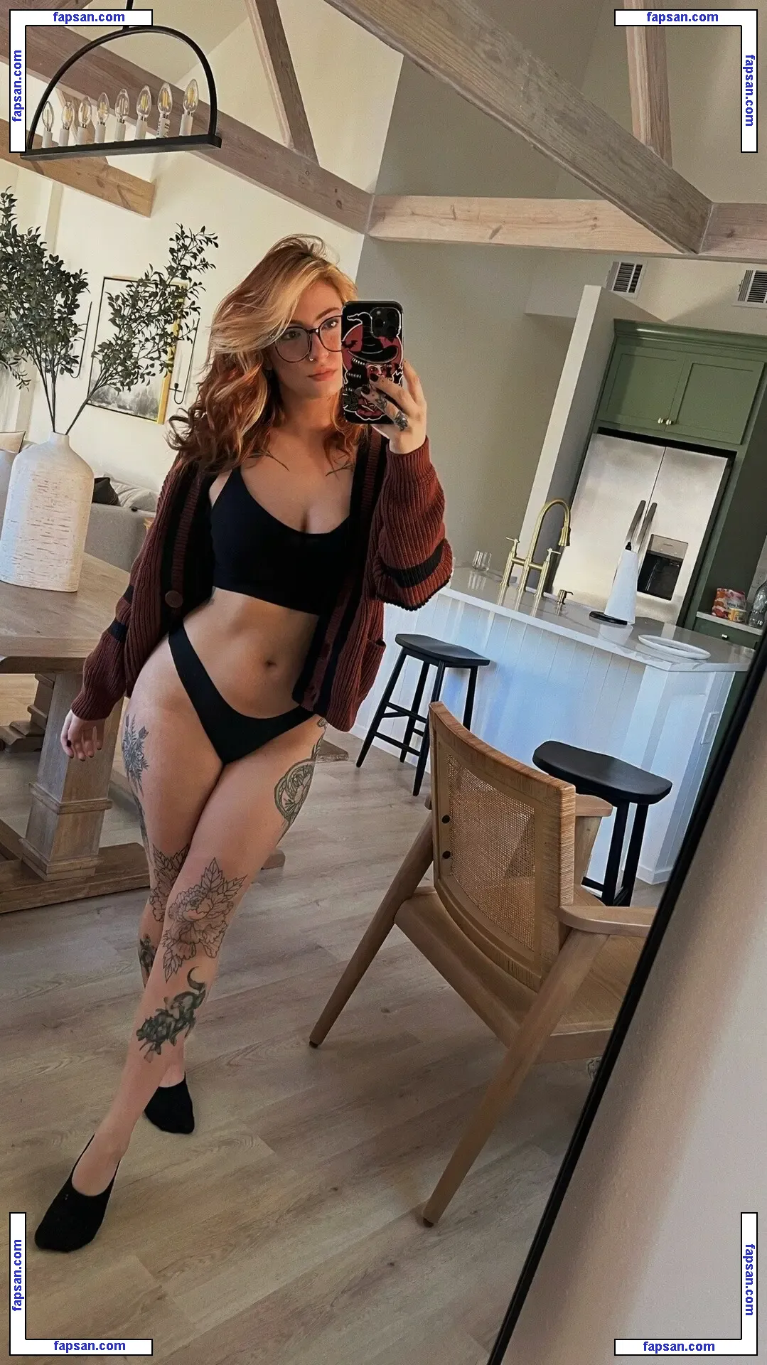Spookyfoxx nude photo #0022 from OnlyFans