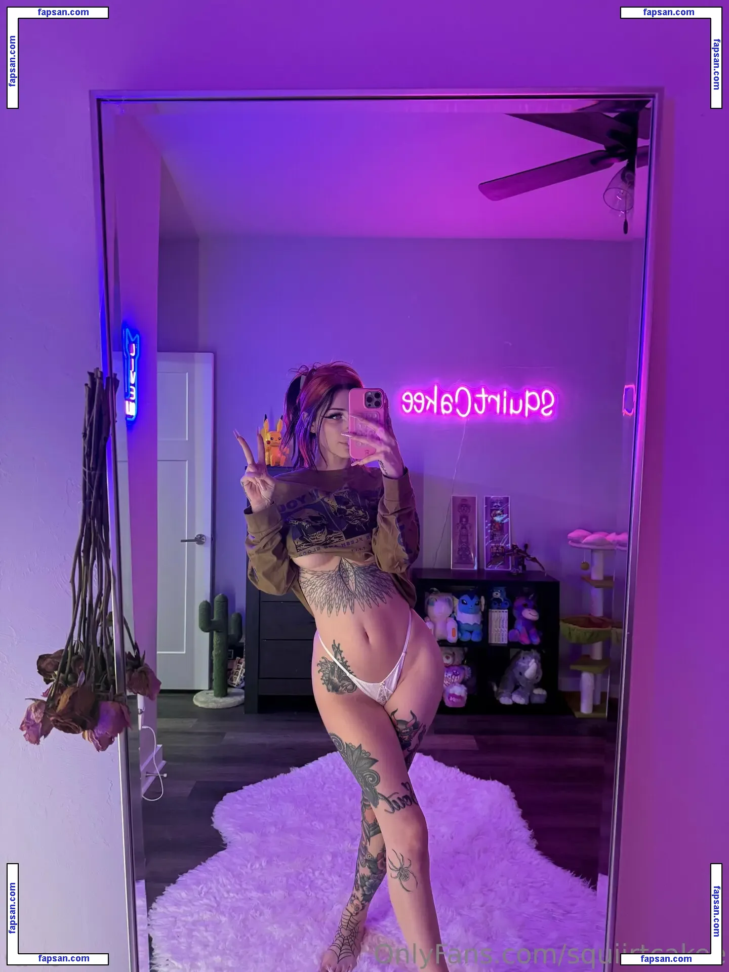 sqrtcake nude photo #0011 from OnlyFans