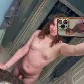 squiggledingle nude #0011