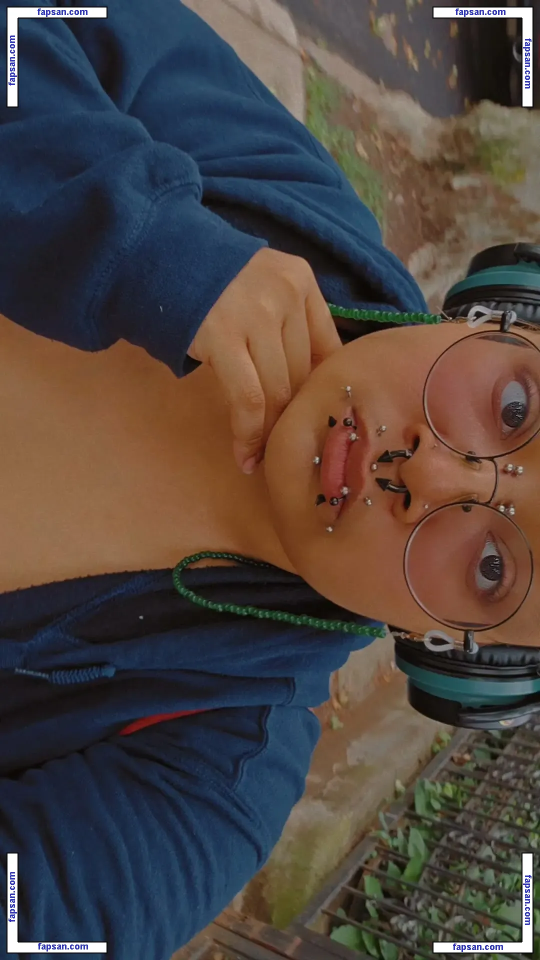 SquishyBf голая фото #0002 с Онлифанс