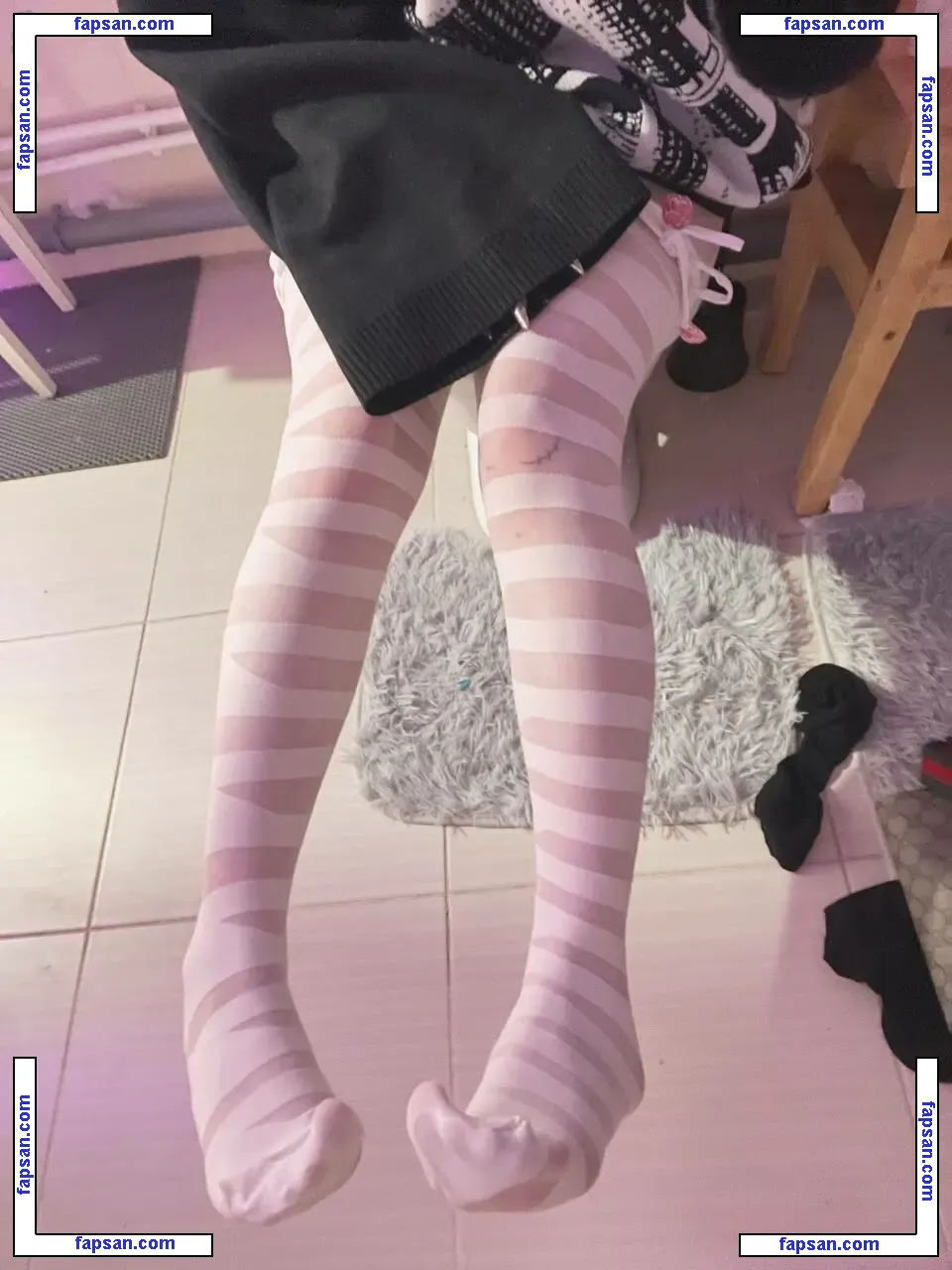sqwrtick nude photo #0123 from OnlyFans