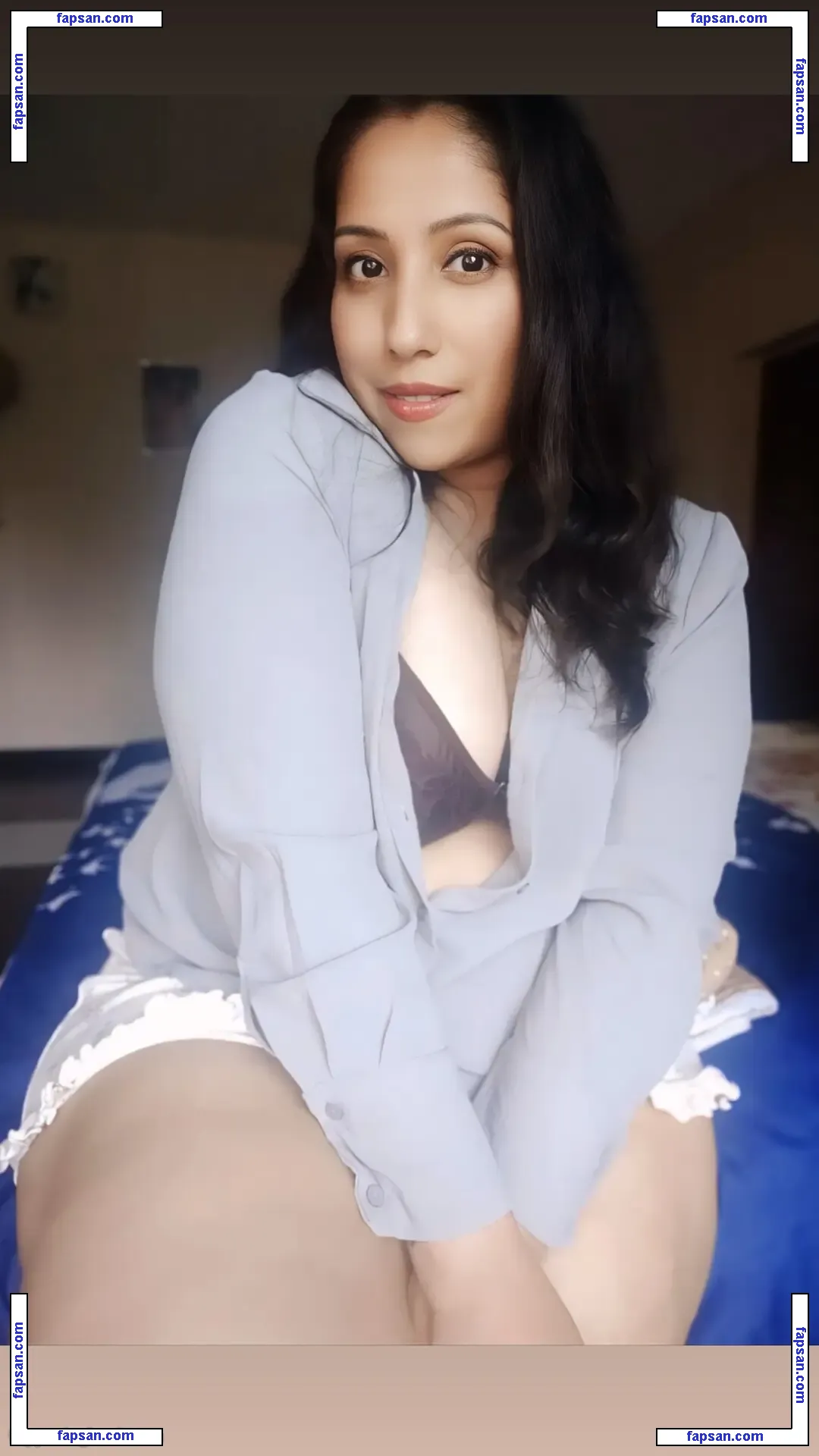 Sreeparvathi805 nude photo #0021 from OnlyFans