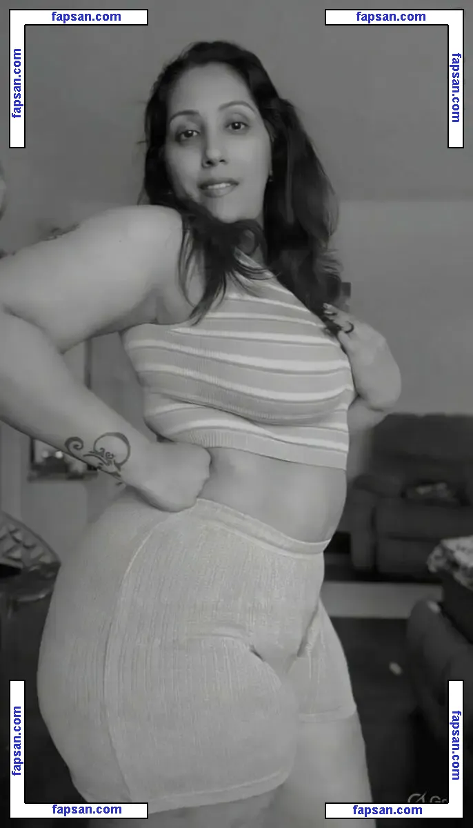 Sreeparvathi805 nude photo #0032 from OnlyFans