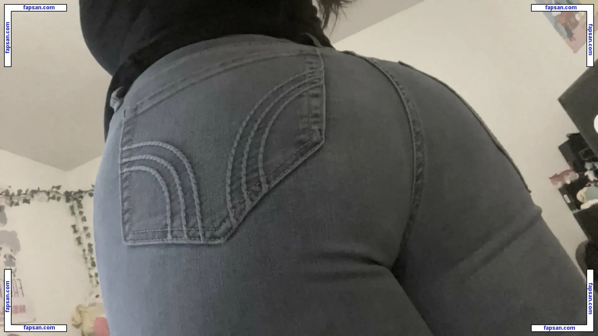 srryVee голая фото #0001 с Онлифанс