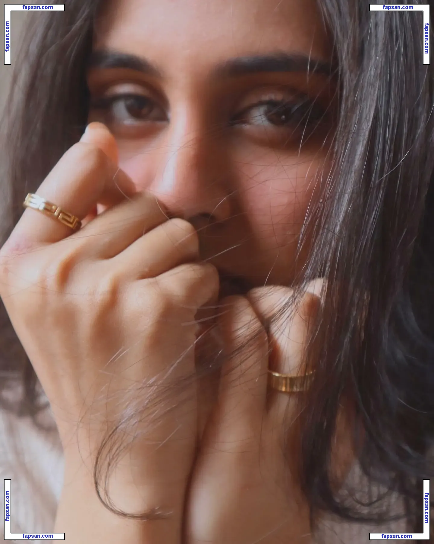 Srushti Bannatti голая фото #0018 с Онлифанс