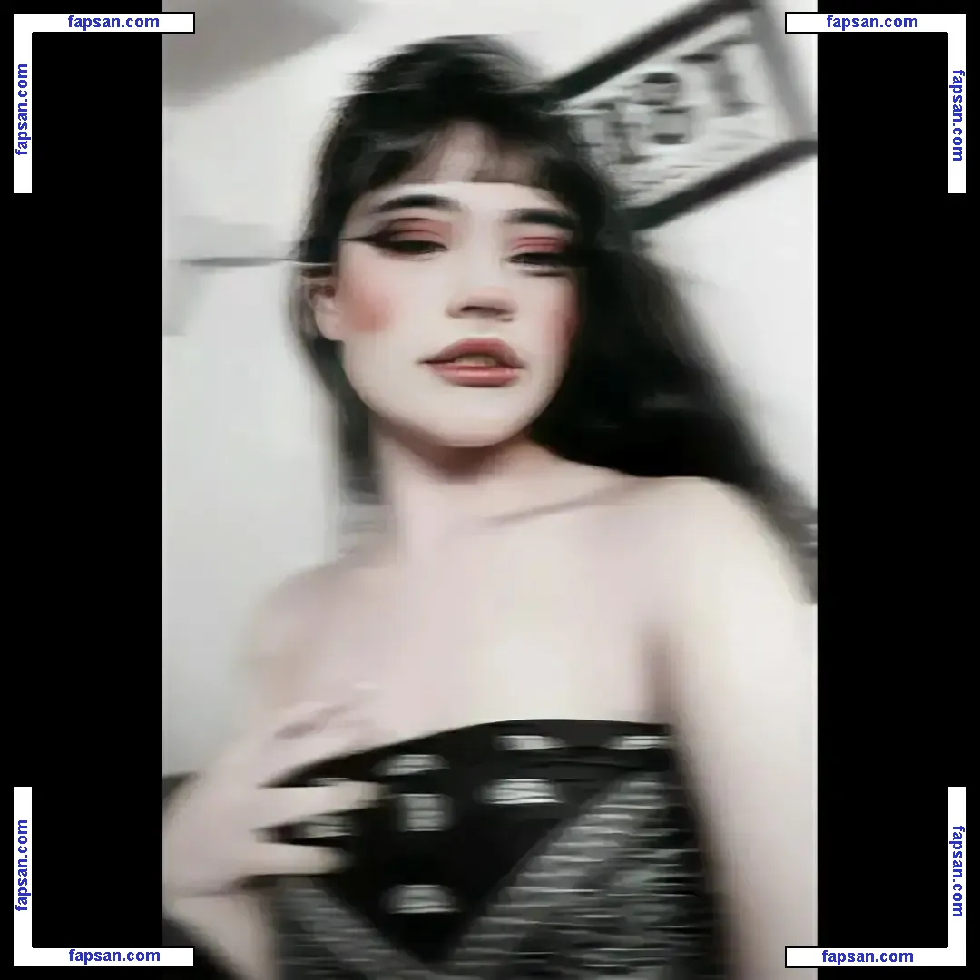 s.sk8ter.girl nude photo #0012 from OnlyFans