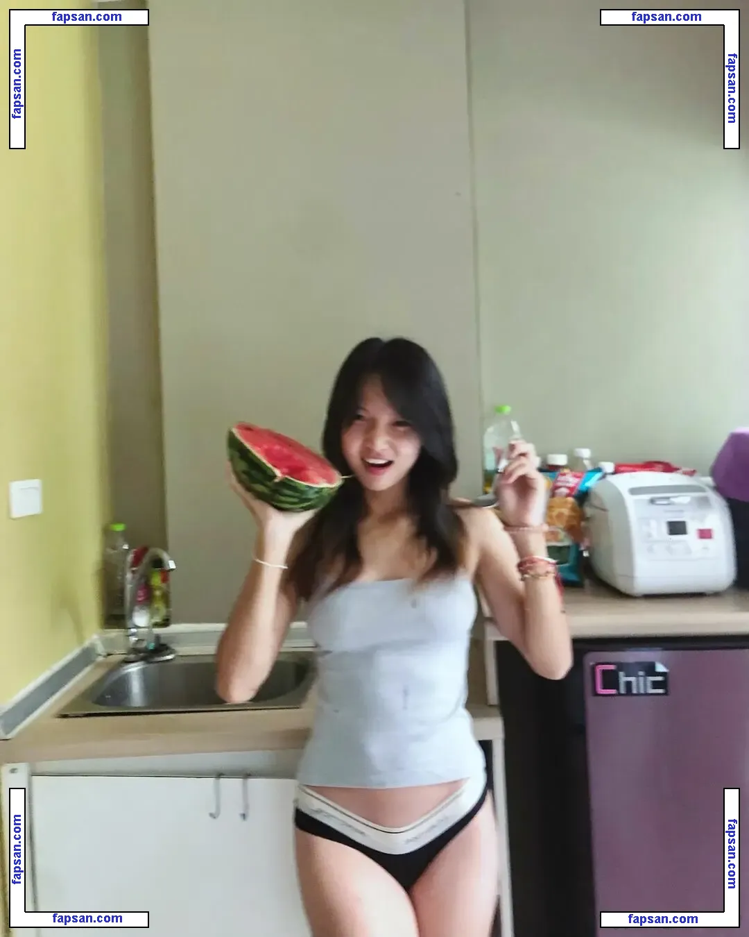 s_suikaa nude photo #0011 from OnlyFans