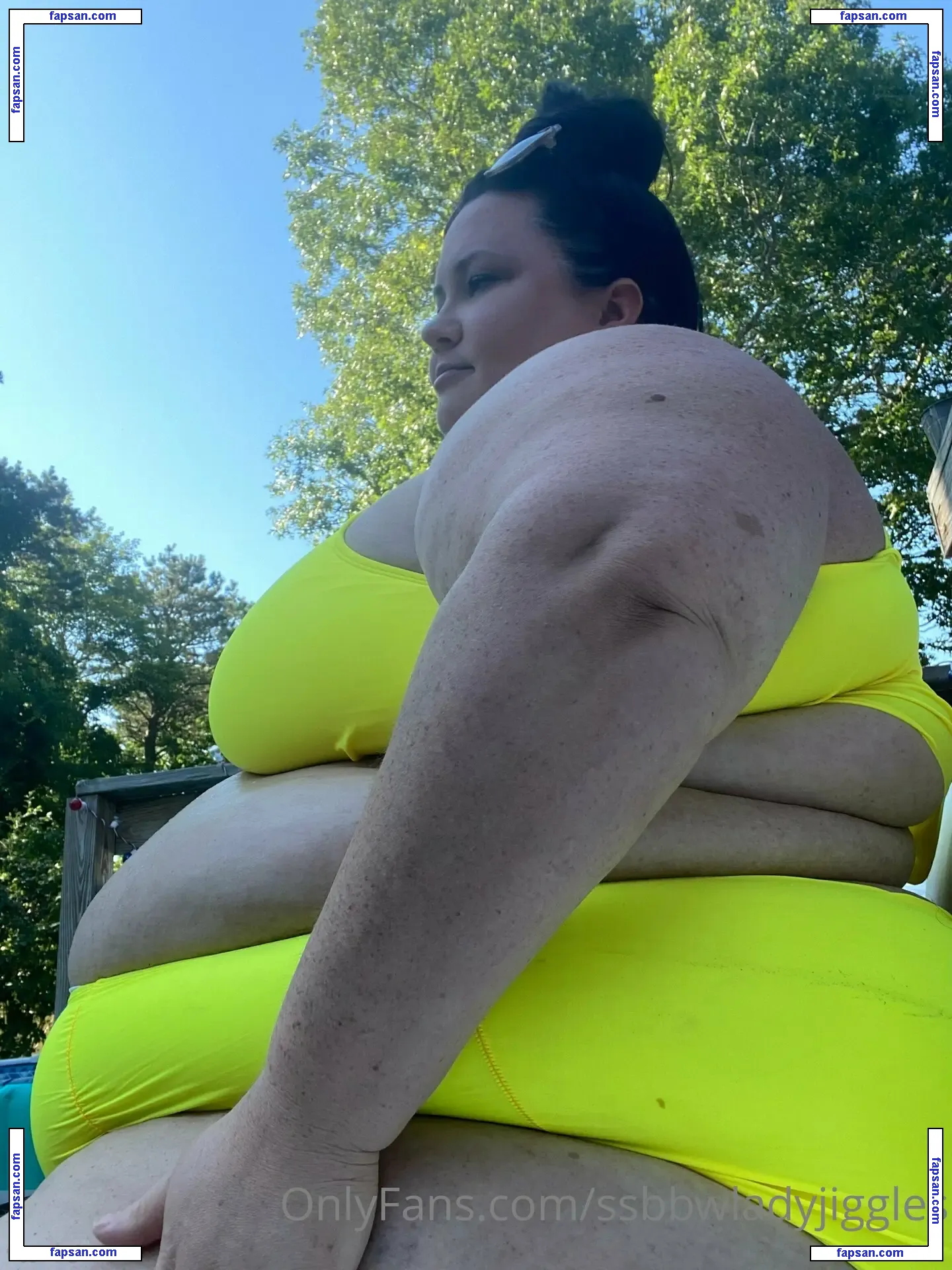 ssbbwladyjiggles nude photo #0058 from OnlyFans