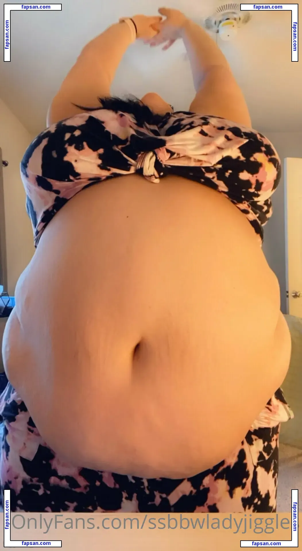 ssbbwladyjiggles nude photo #0059 from OnlyFans