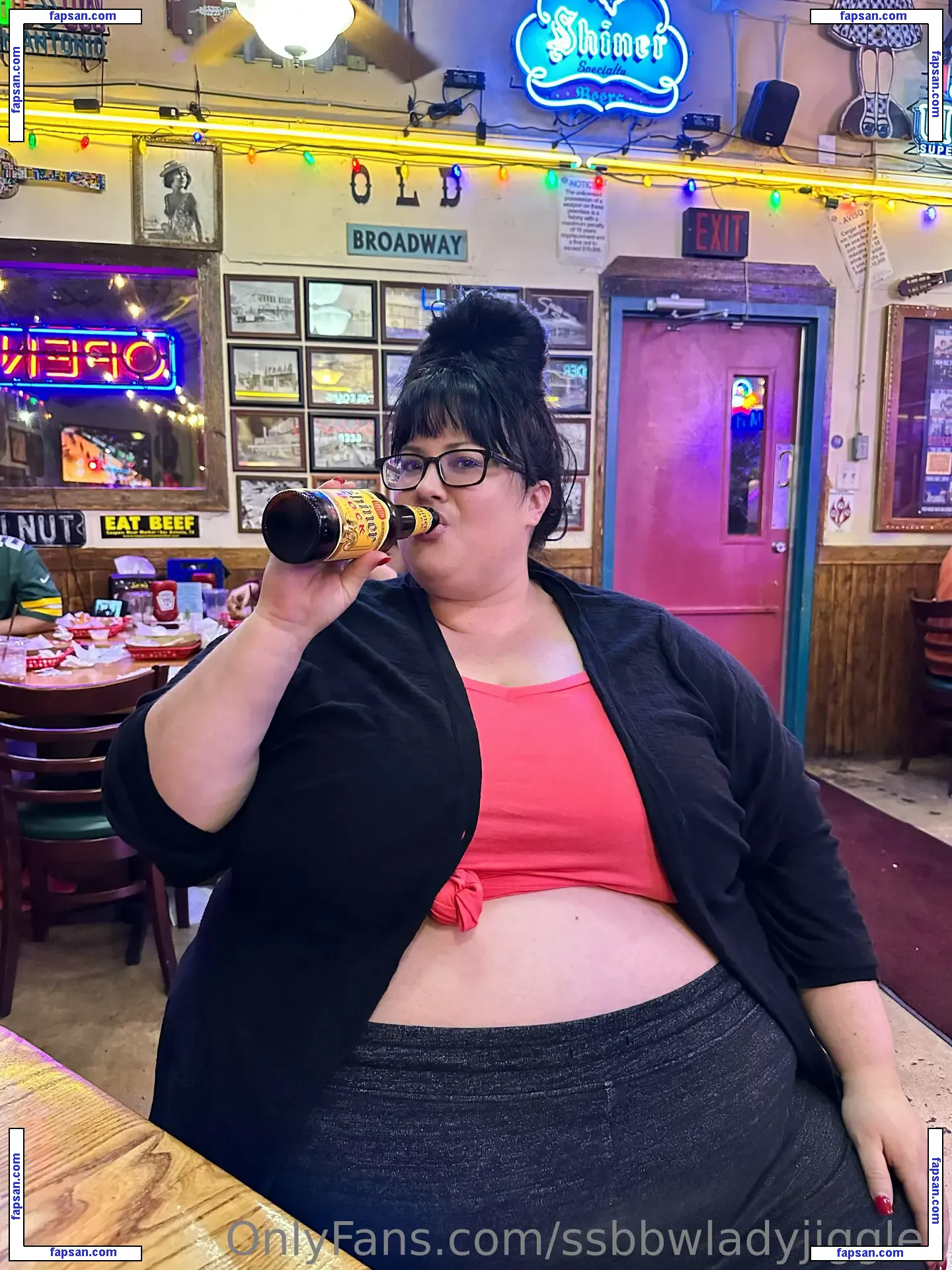 ssbbwladyjiggles nude photo #0072 from OnlyFans