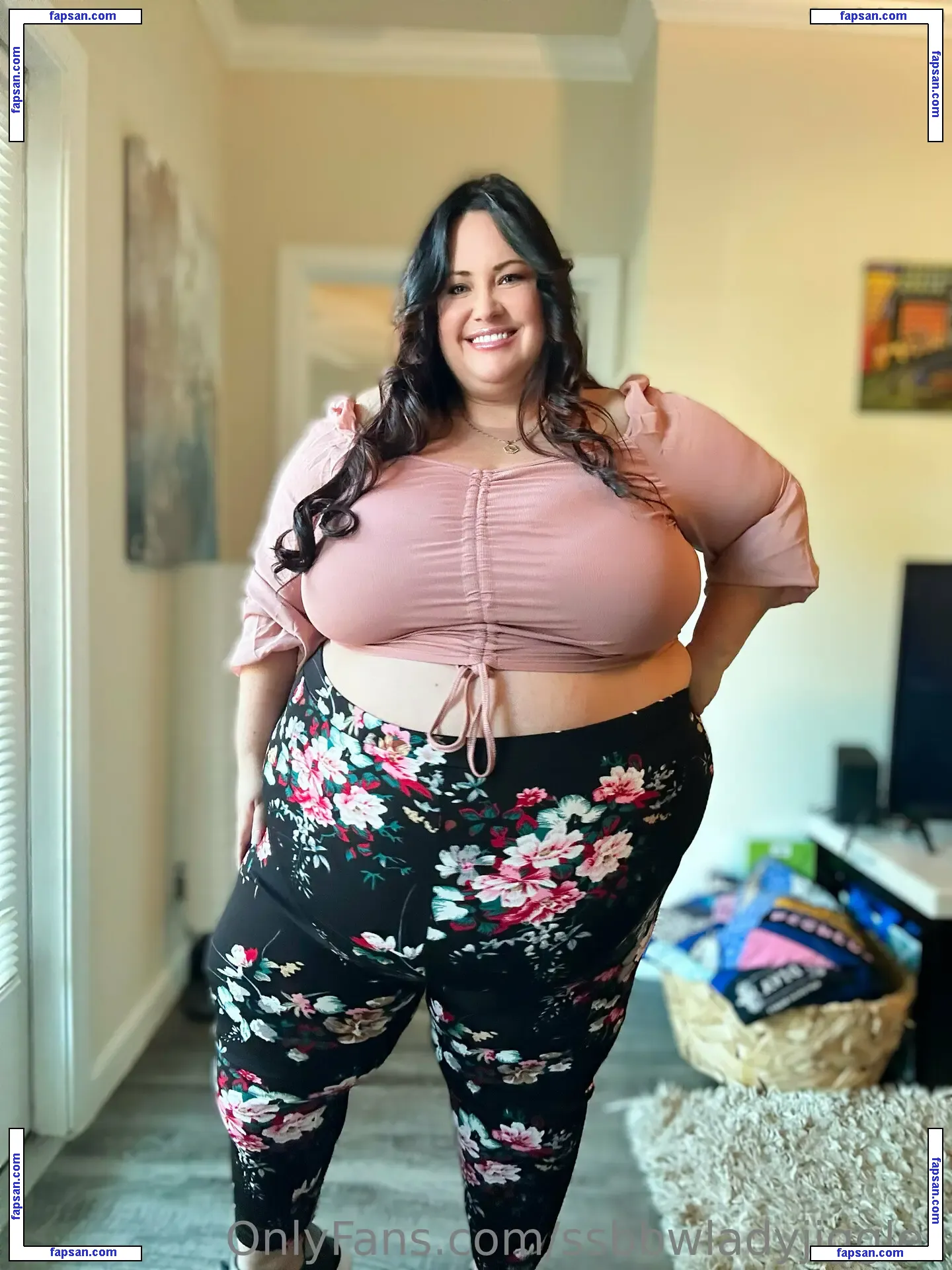 ssbbwladyjiggles nude photo #0073 from OnlyFans