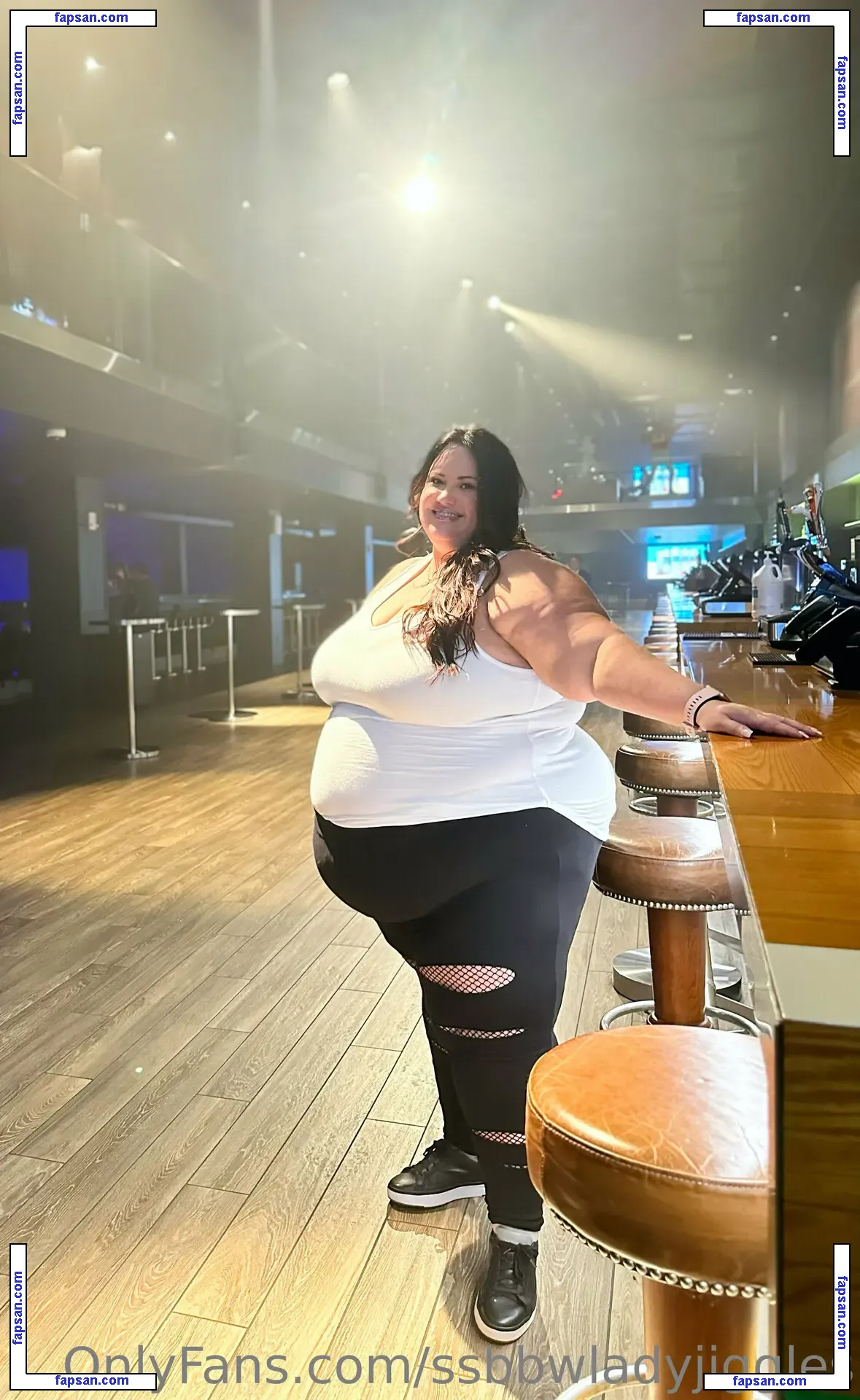 ssbbwladyjiggles nude photo #0085 from OnlyFans