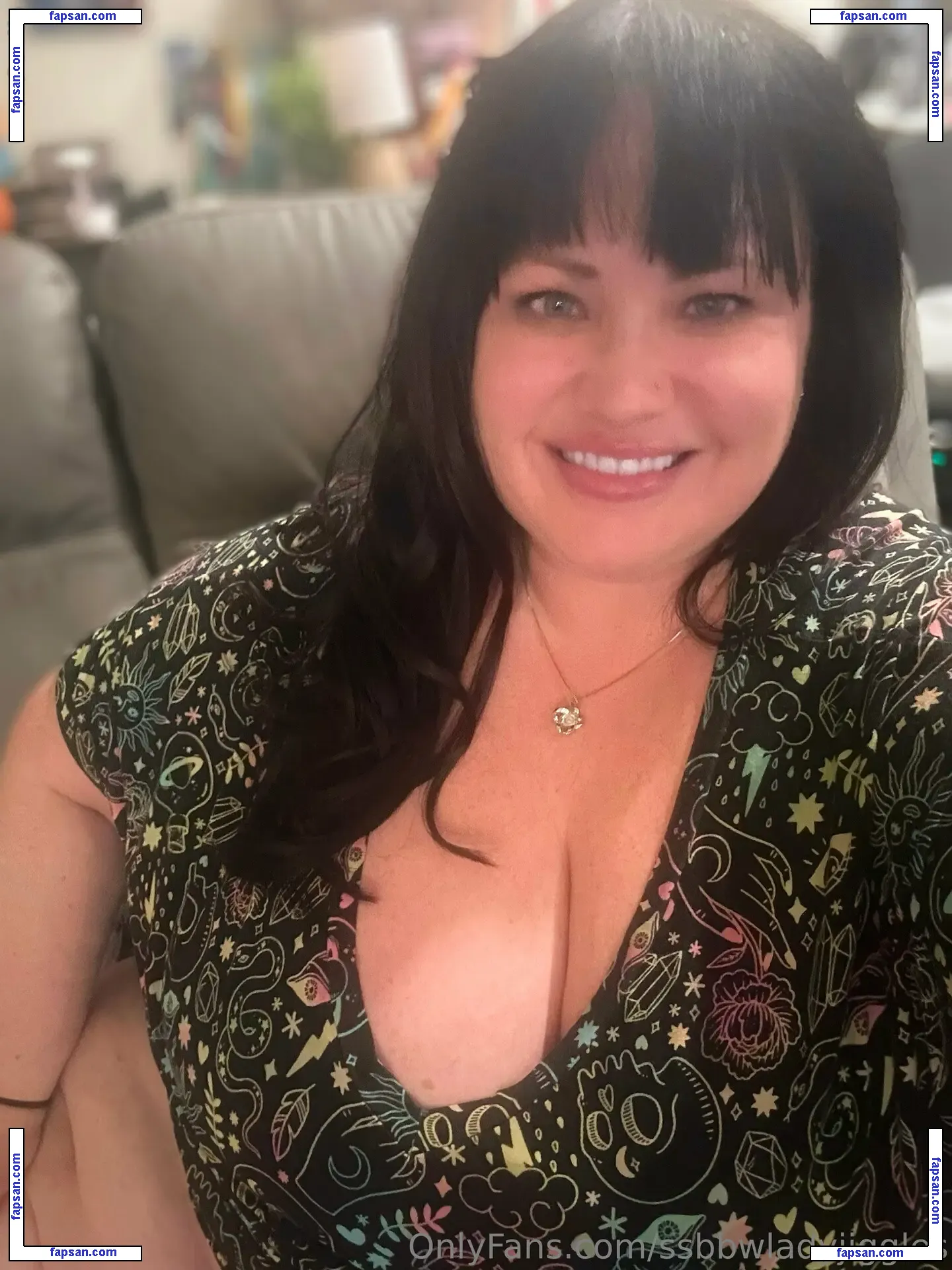 ssbbwladyjiggles nude photo #0123 from OnlyFans