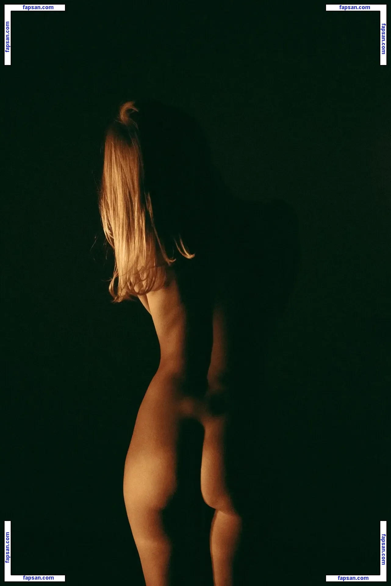 Ssonyashnyk nude photo #0010 from OnlyFans