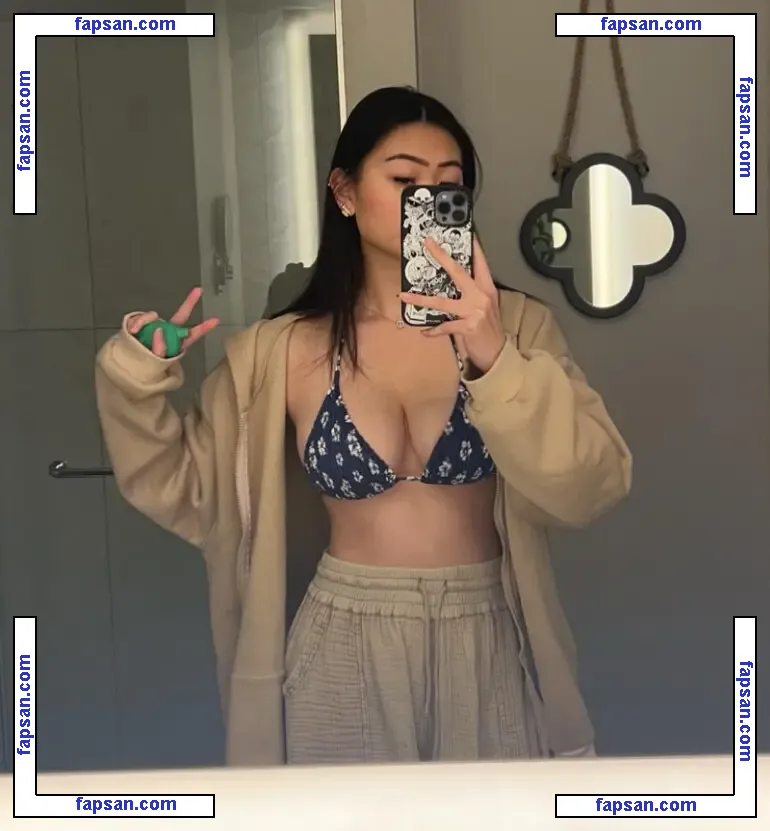 Ssophiali nude photo #0008 from OnlyFans