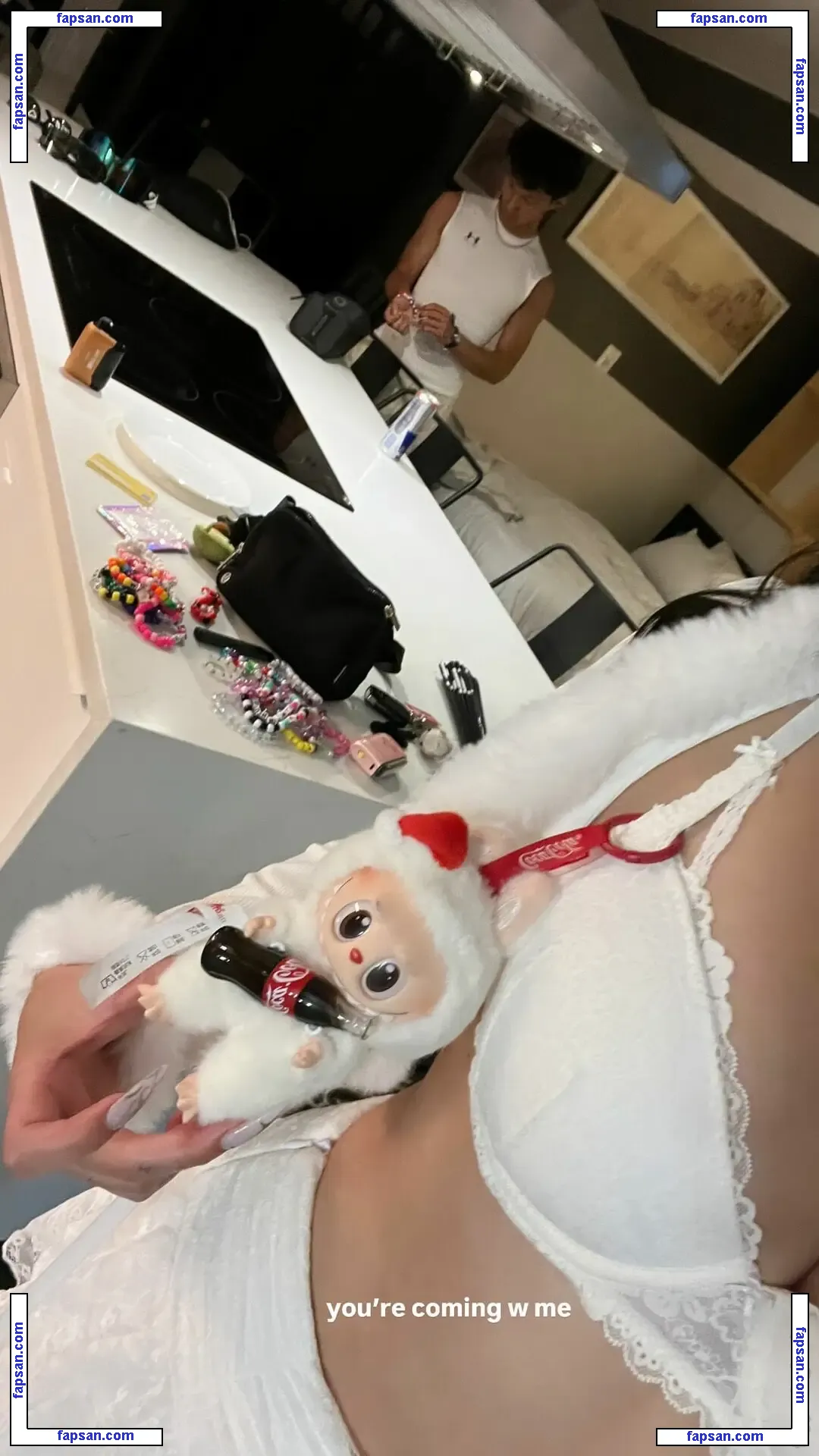 Ssophiali nude photo #0017 from OnlyFans