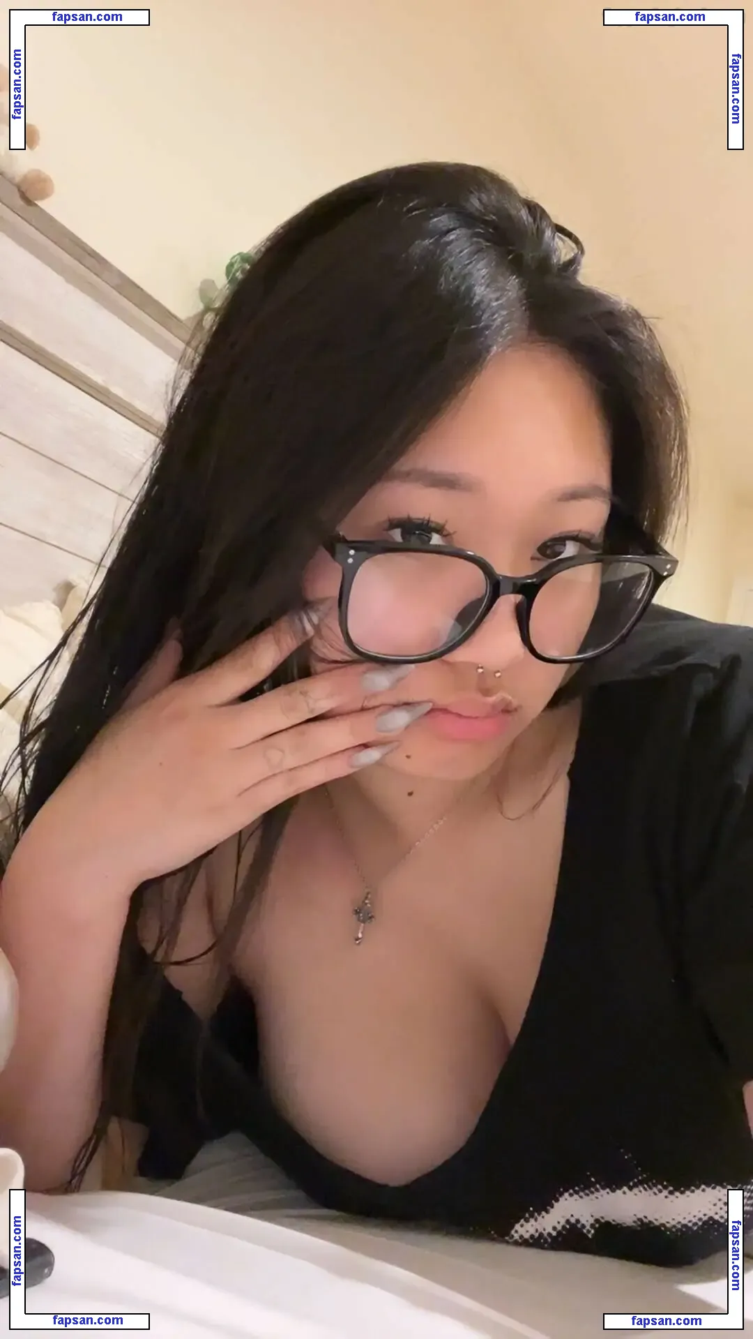 Ssophiali nude photo #0020 from OnlyFans