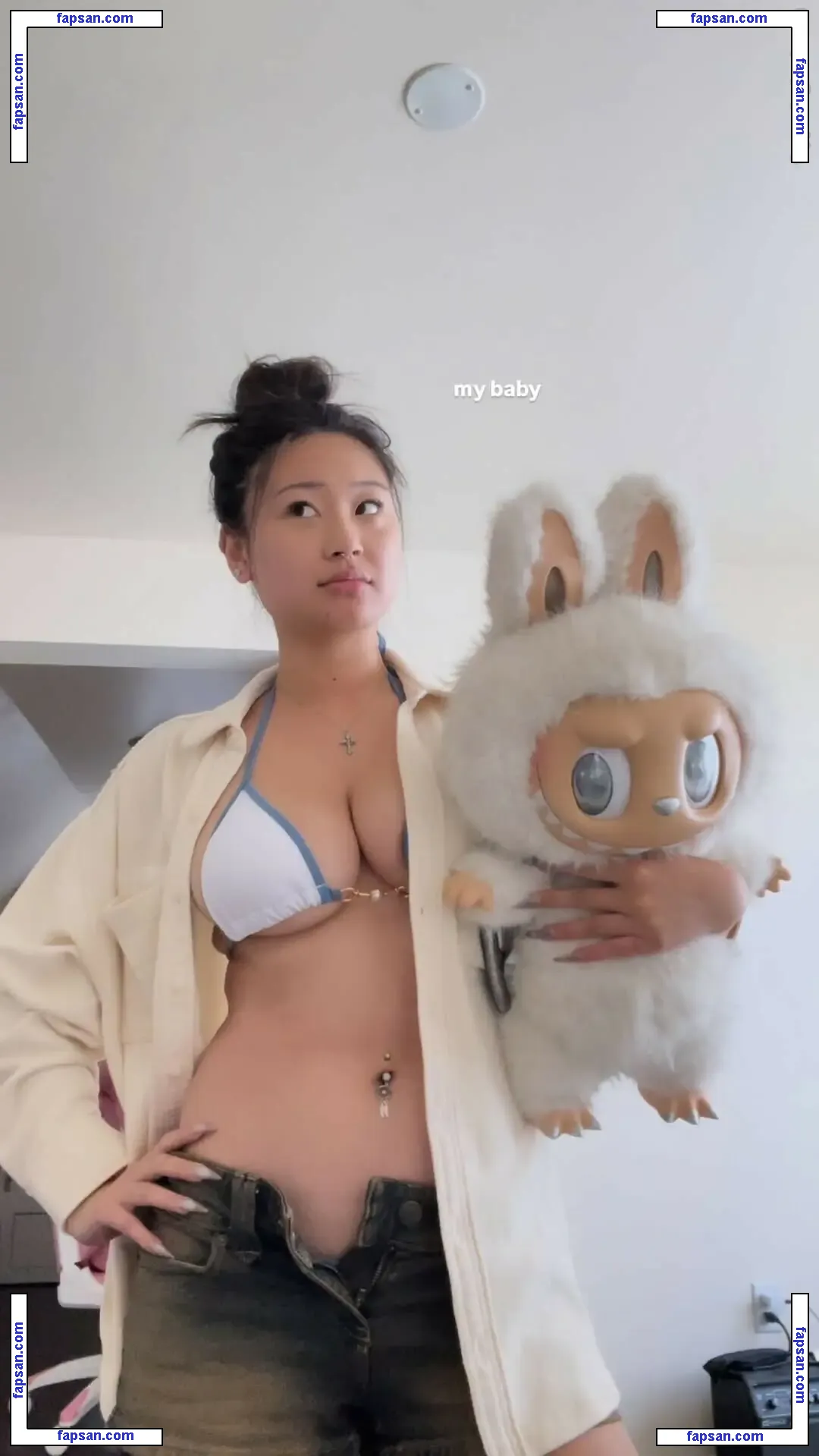 Ssophiali nude photo #0021 from OnlyFans