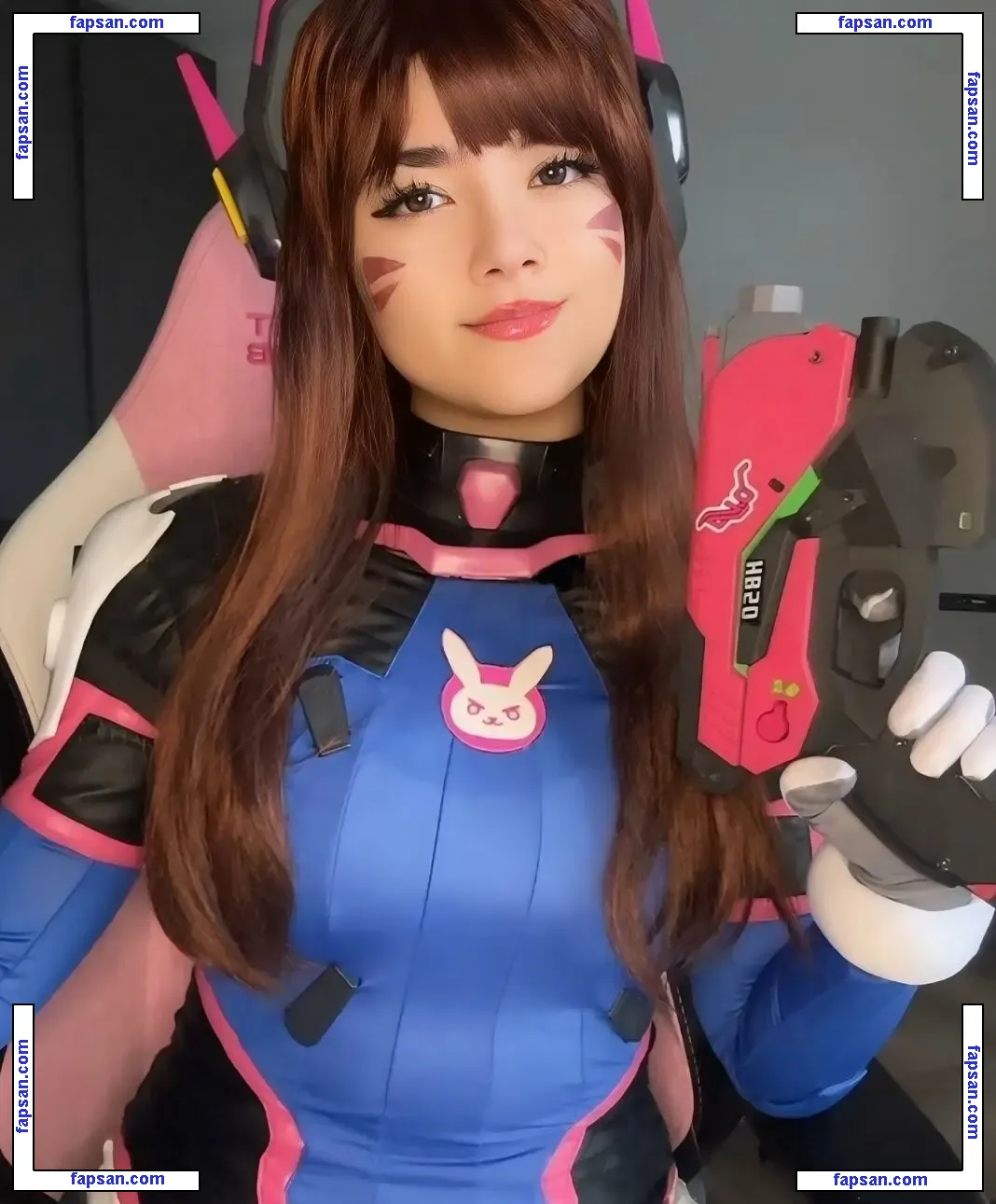 sspoekie nude photo #0112 from OnlyFans