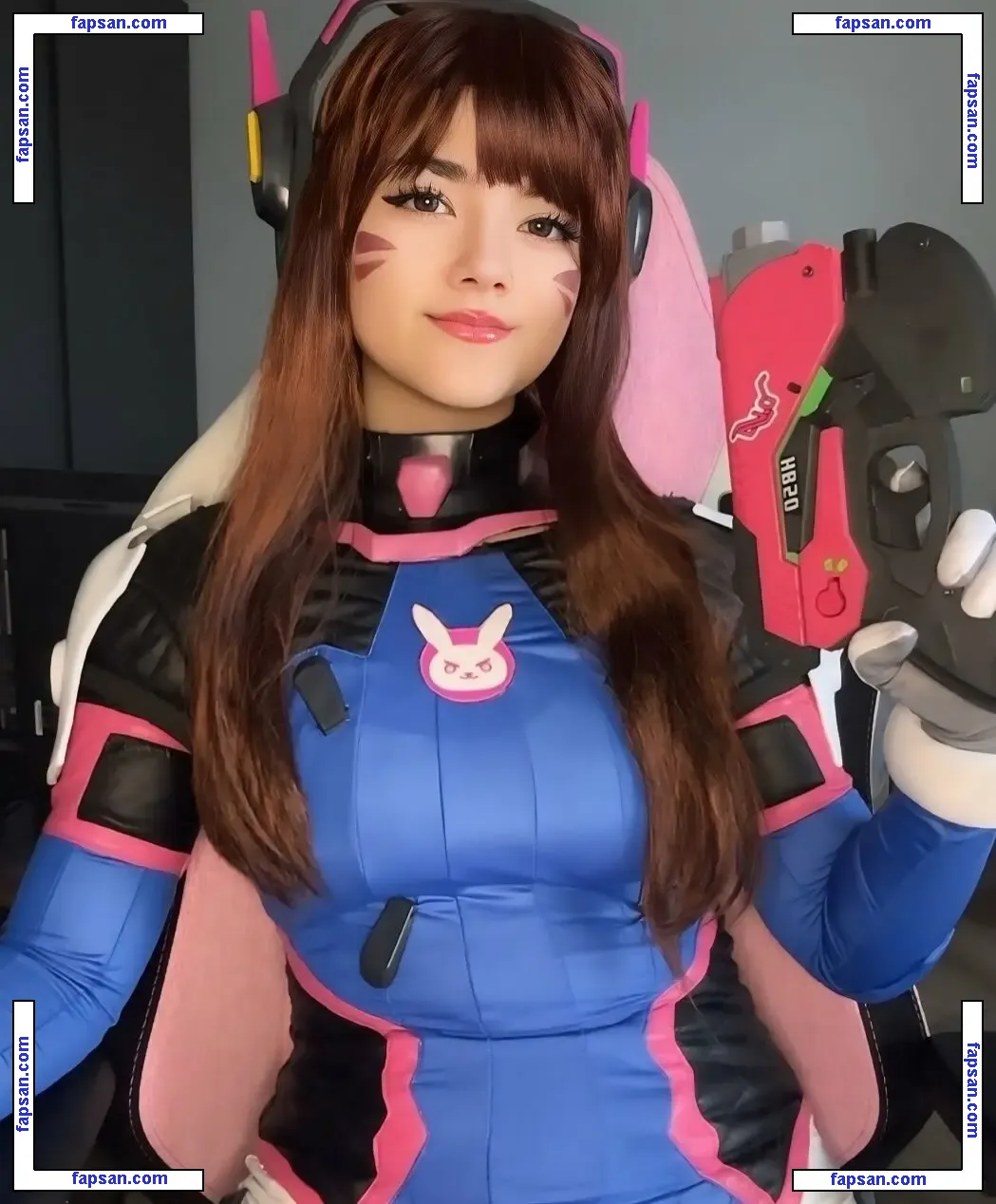 sspoekie nude photo #0117 from OnlyFans