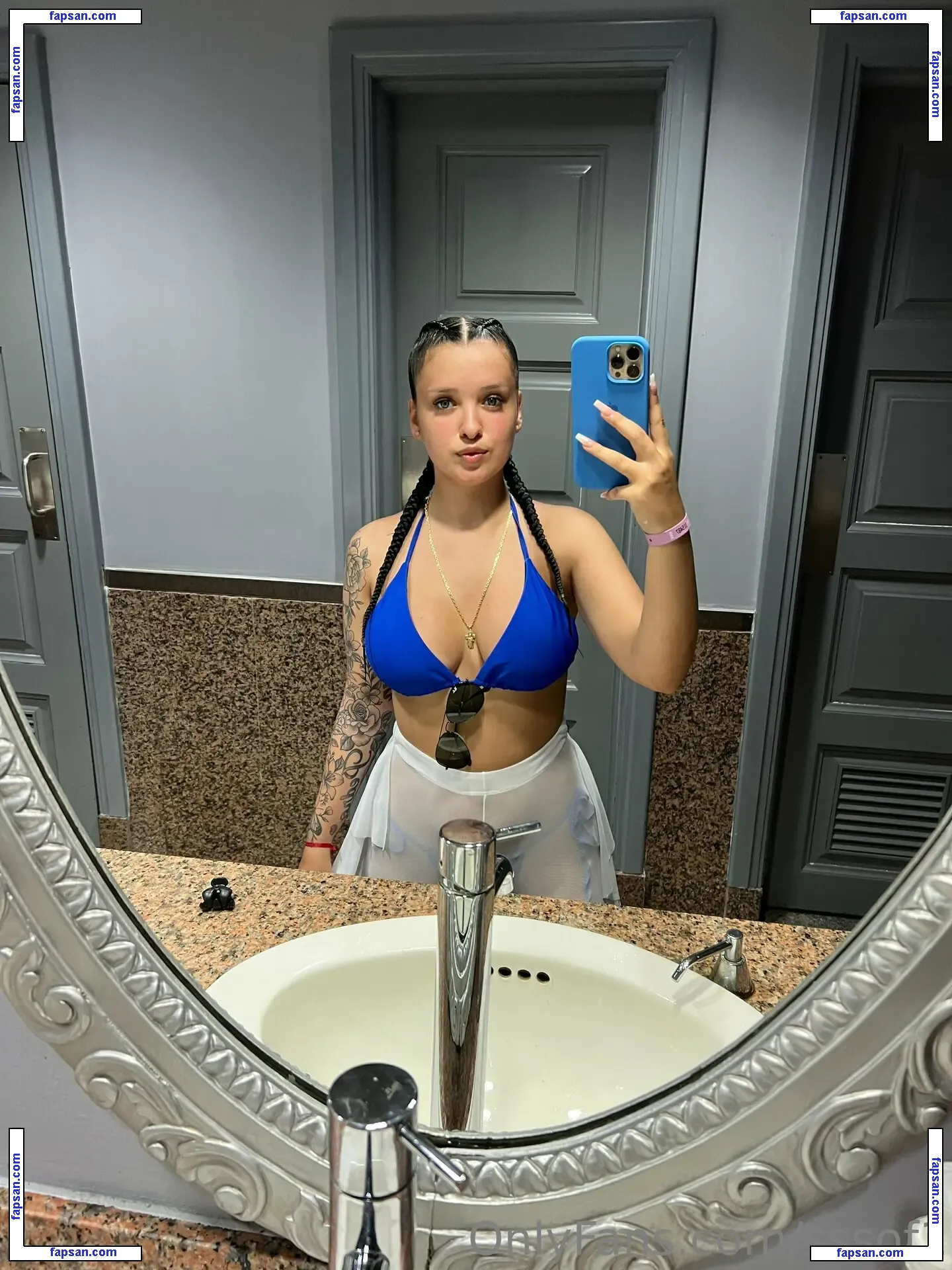 sssof1 nude photo #0020 from OnlyFans