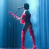 St Vincent голая #0072