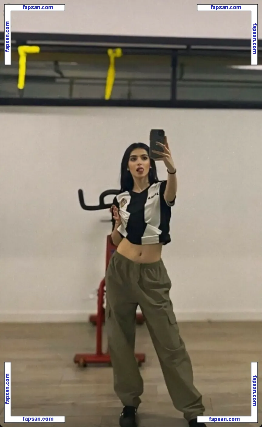 stacietpwk голая фото #0001 с Онлифанс