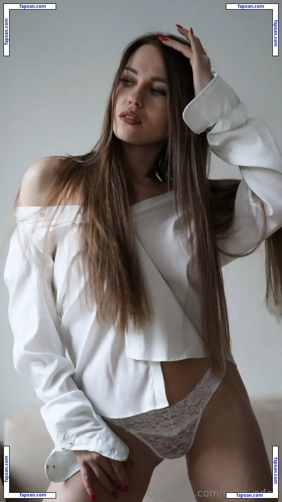 stacy_tracie_vip nude photo #0004 from OnlyFans