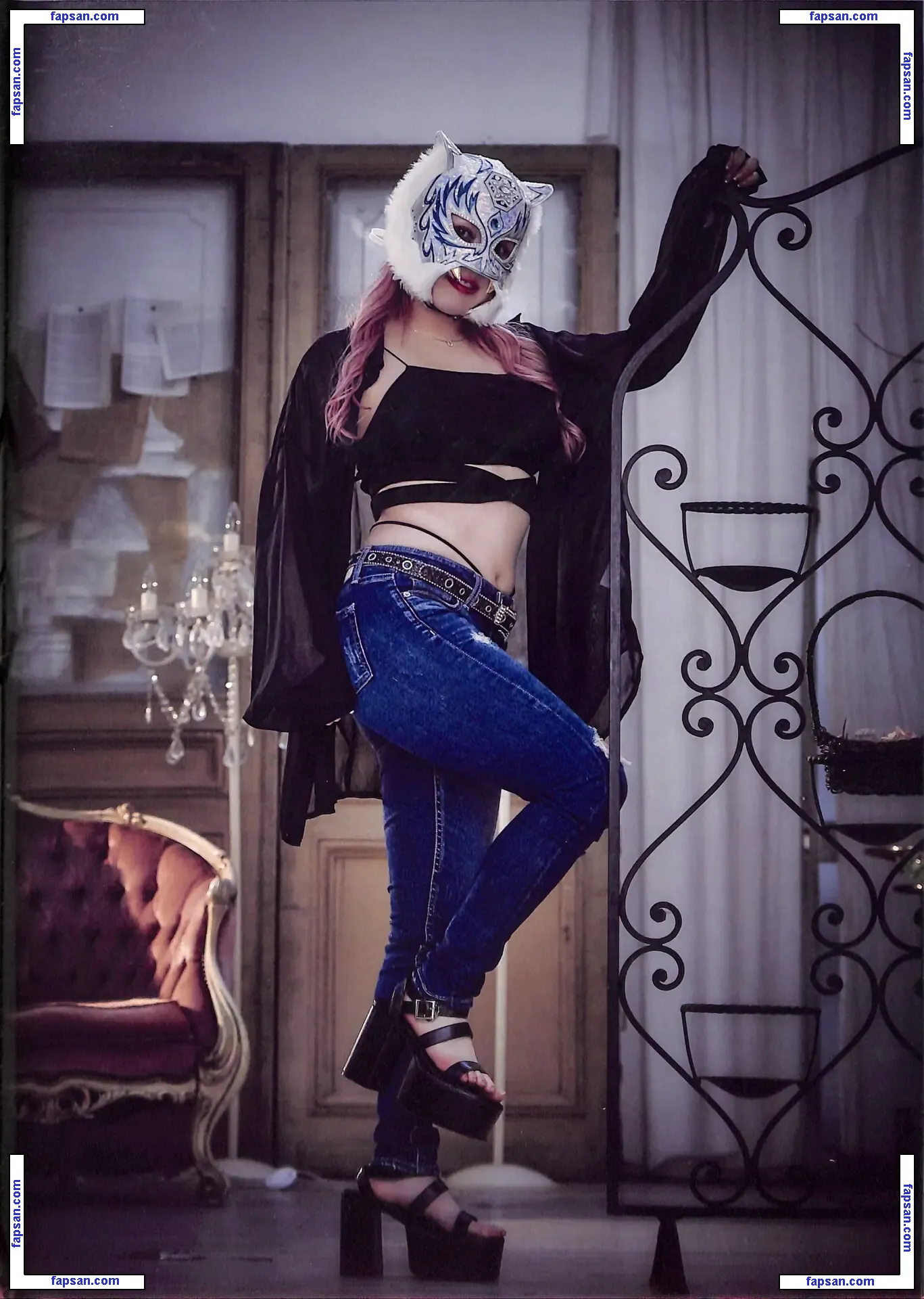 Starlight Kid nude photo #0041 from OnlyFans