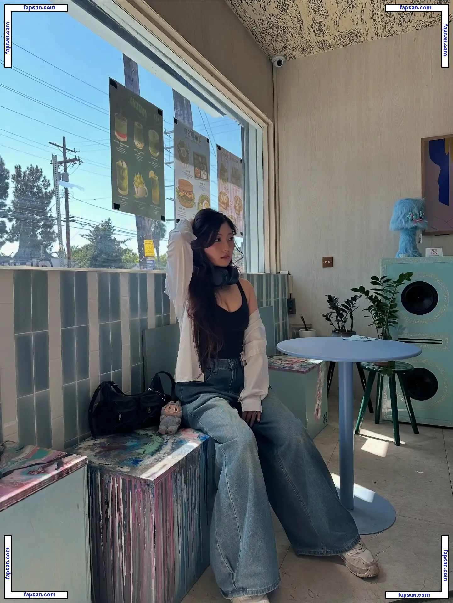 Starriebun nude photo #0022 from OnlyFans