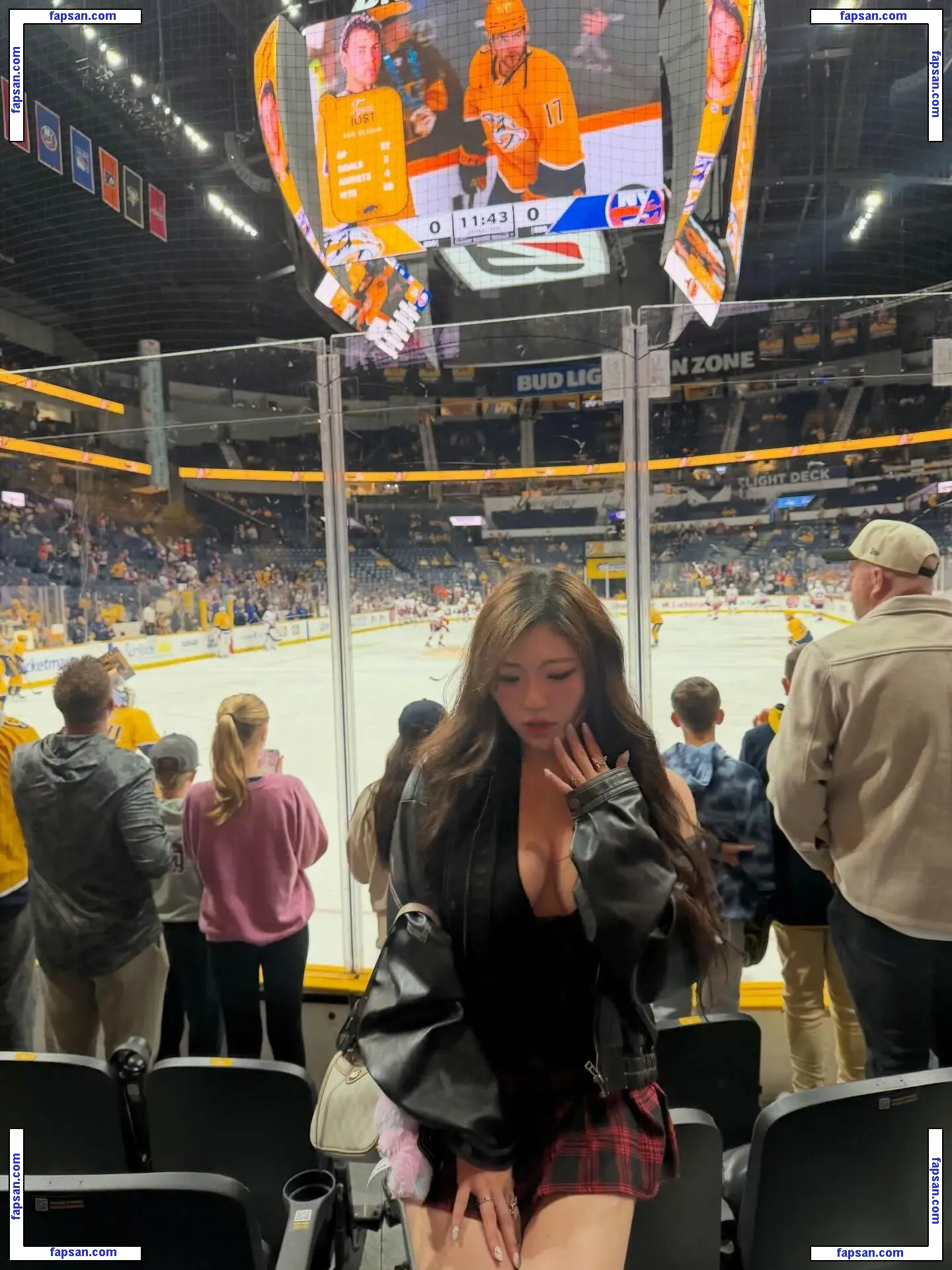 Starriebun nude photo #0034 from OnlyFans