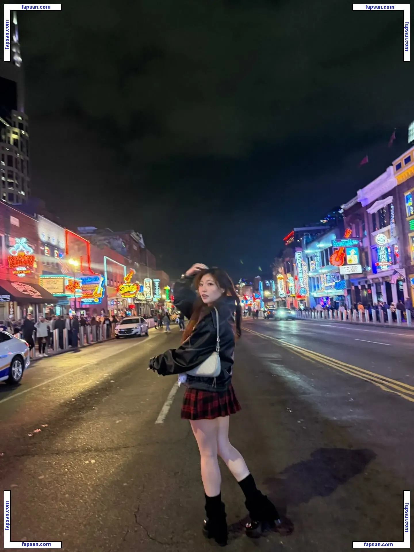 Starriebun nude photo #0036 from OnlyFans