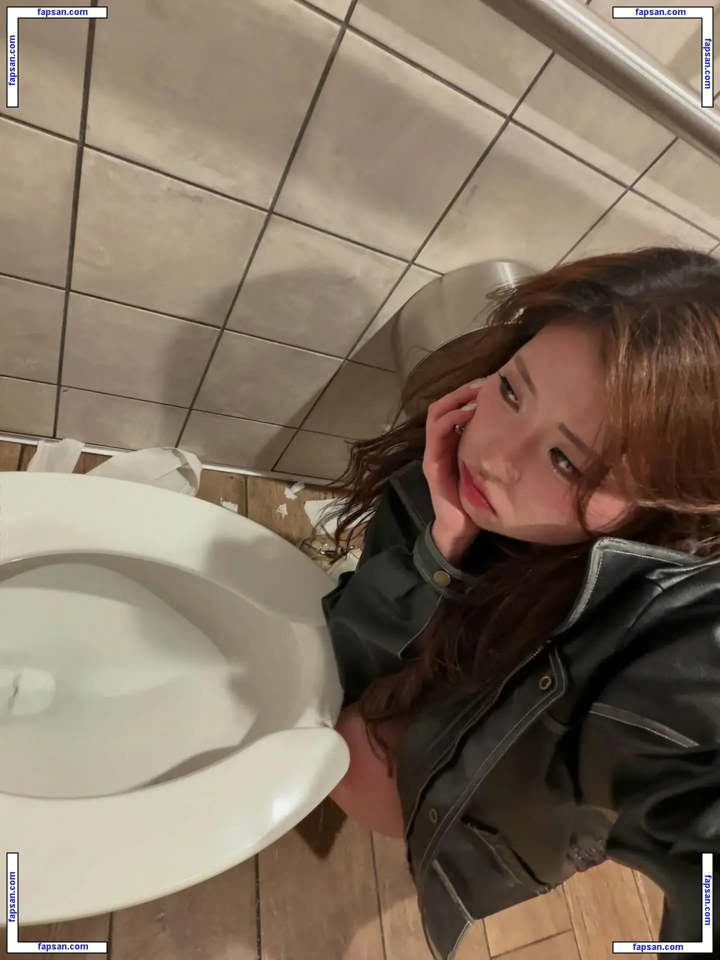 Starriebun nude photo #0038 from OnlyFans