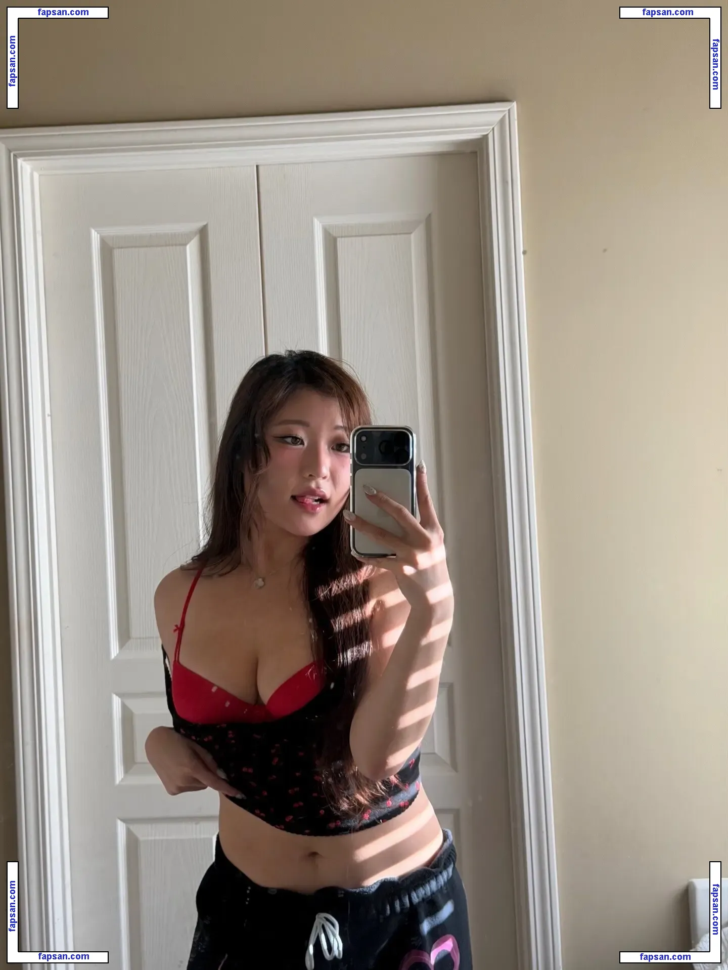 Starriebun голая фото #0044 с Онлифанс