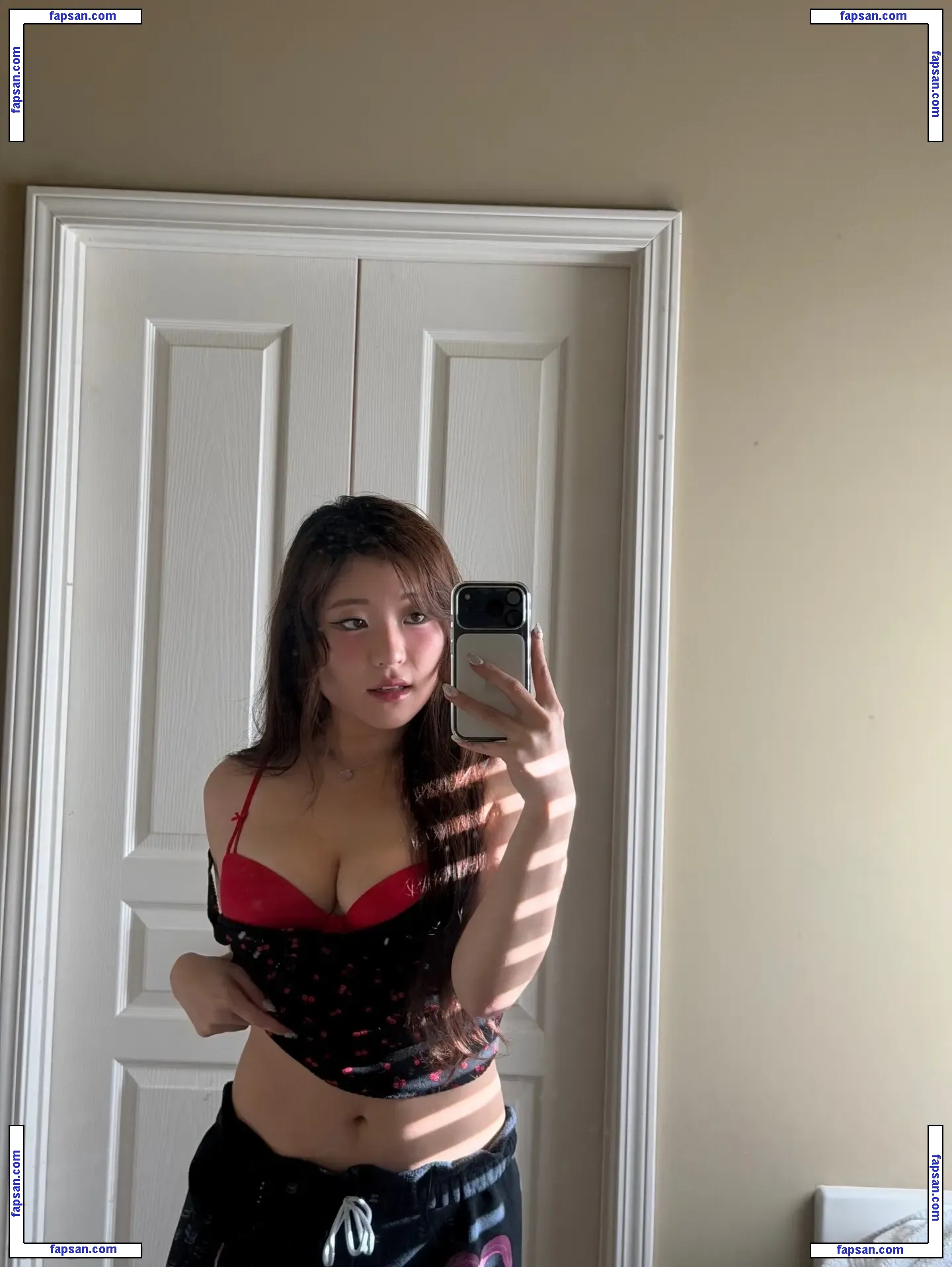 Starriebun голая фото #0045 с Онлифанс