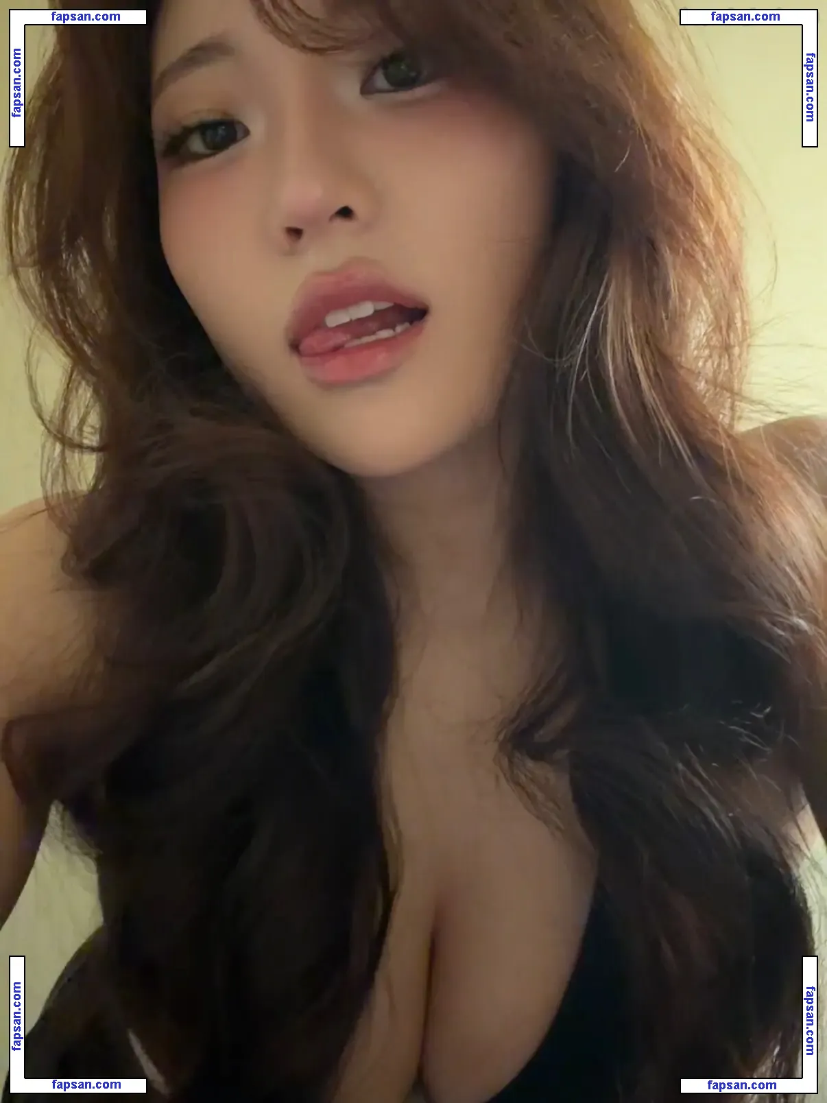 Starriebun голая фото #0046 с Онлифанс