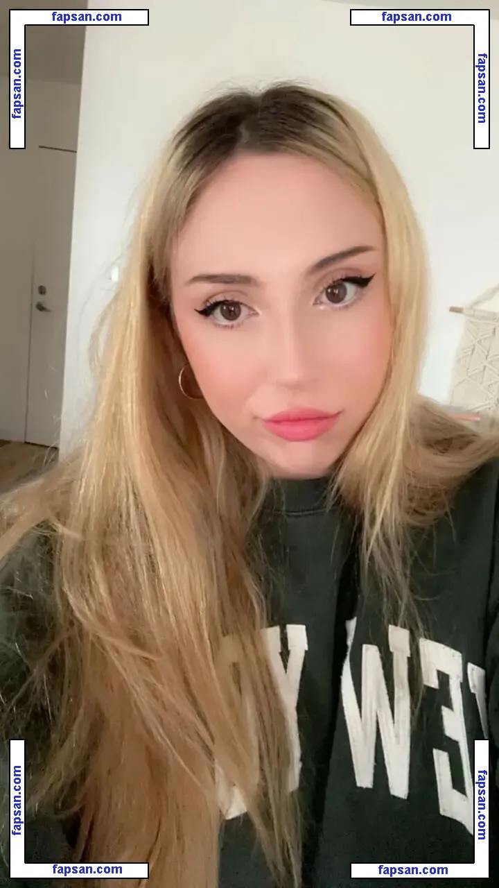 starsanrio nude photo #0033 from OnlyFans